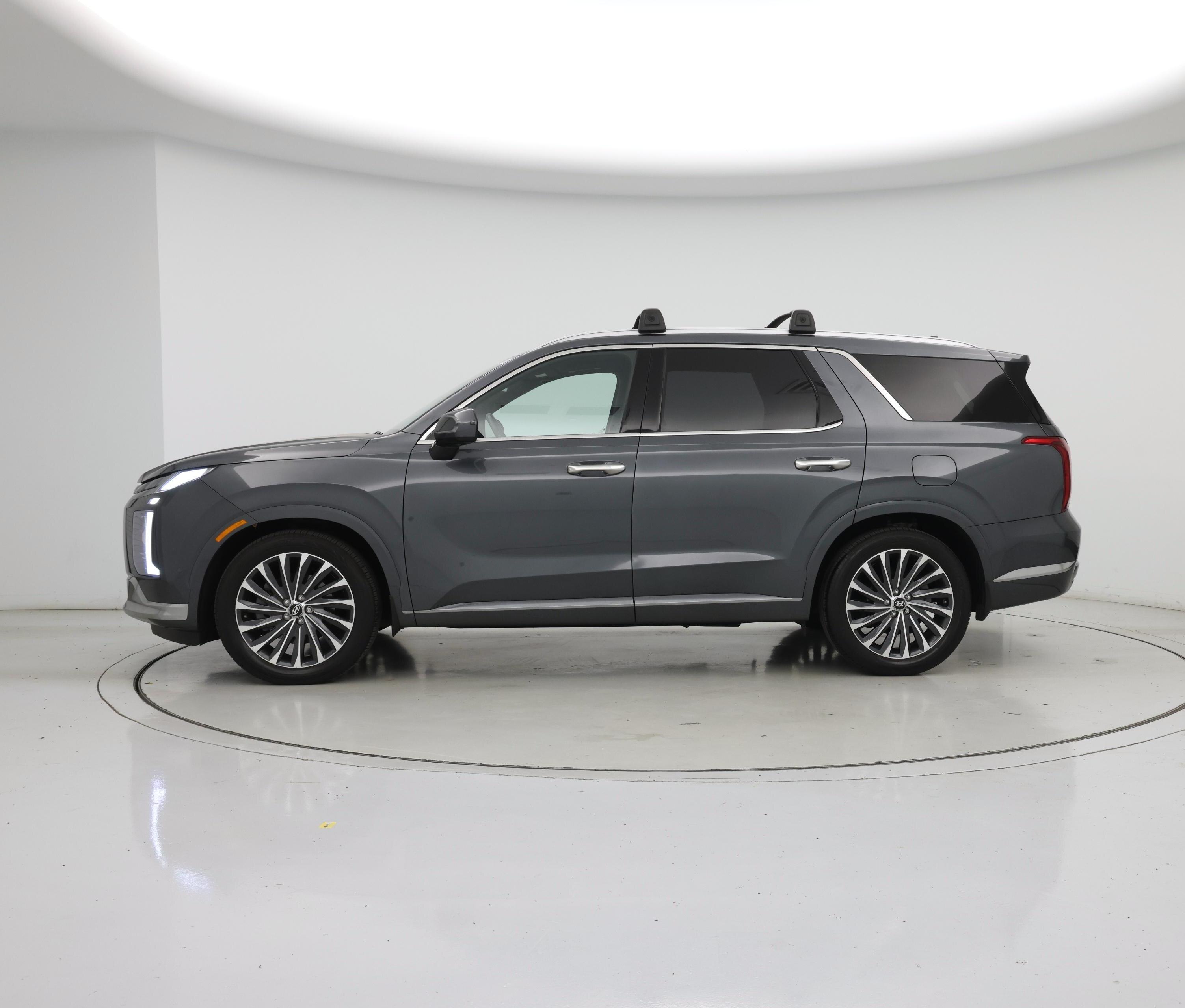 Thumbnail: 2023 Hyundai Palisade - 3