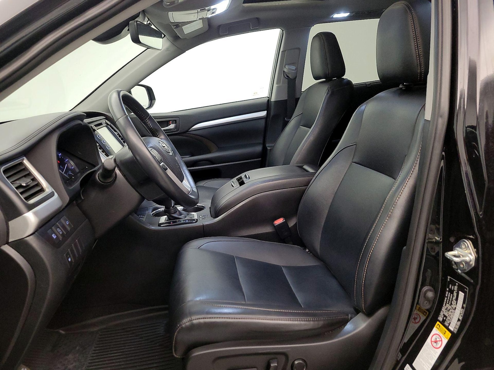 2019 Toyota Highlander XLE - Photo 12