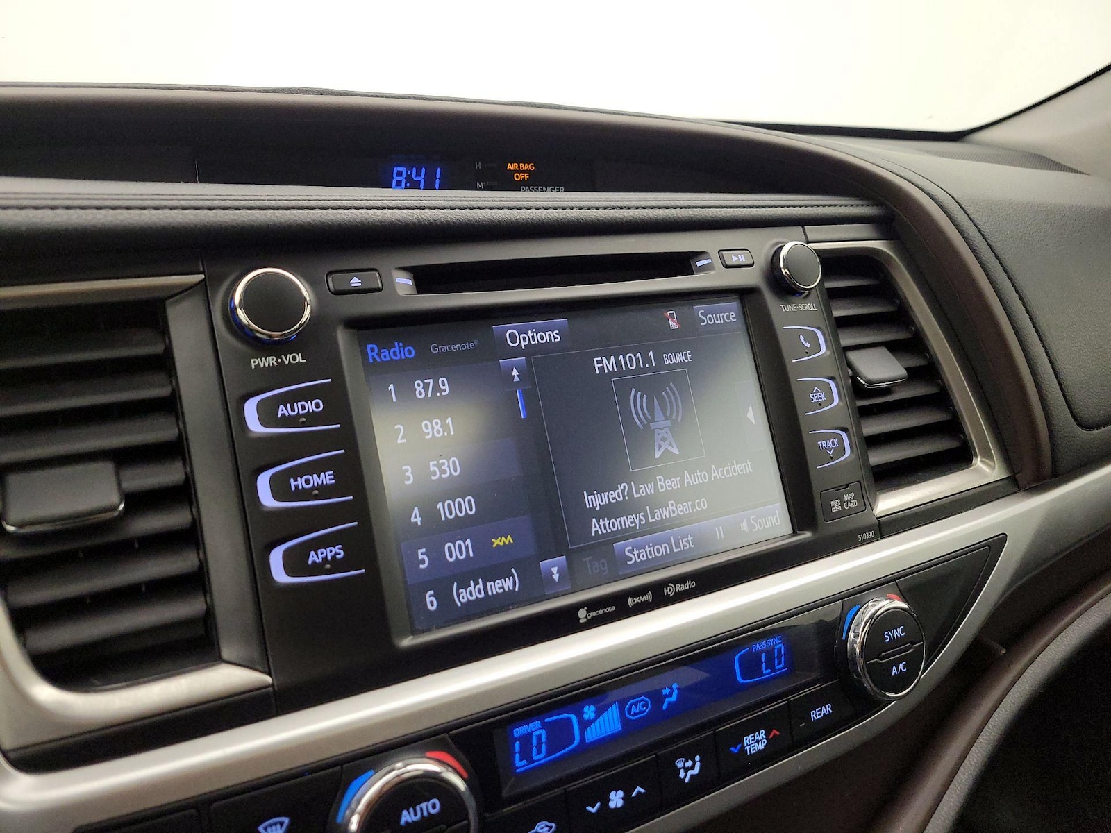 2019 Toyota Highlander XLE - Photo 17