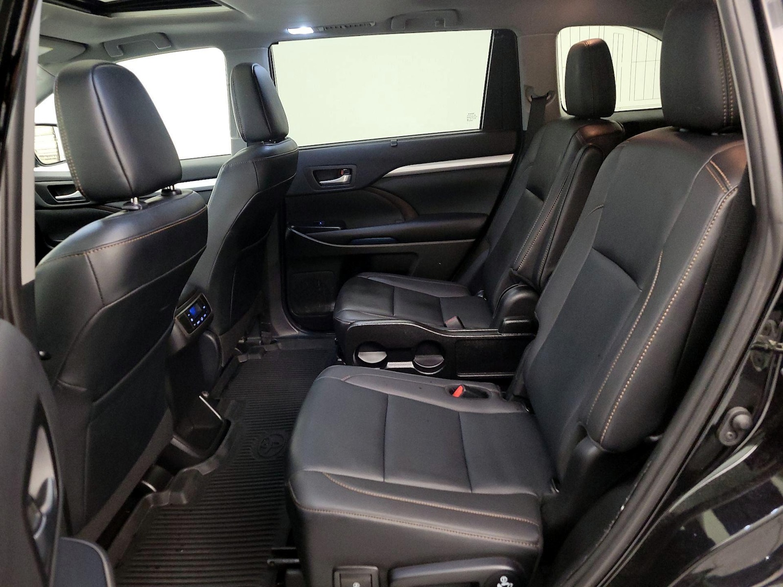2019 Toyota Highlander XLE - Photo 22