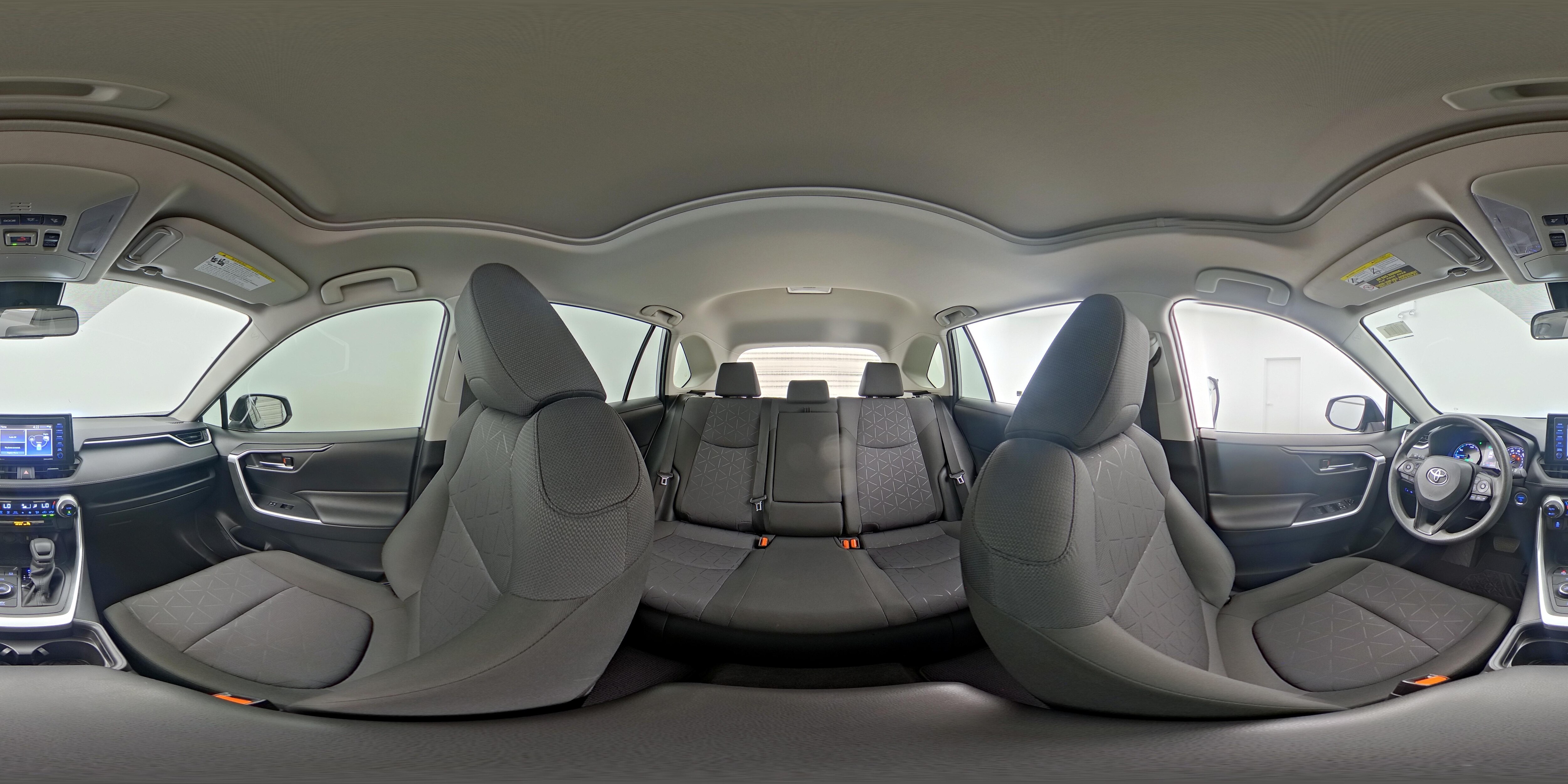 2021 Toyota RAV4 XLE - Photo 25