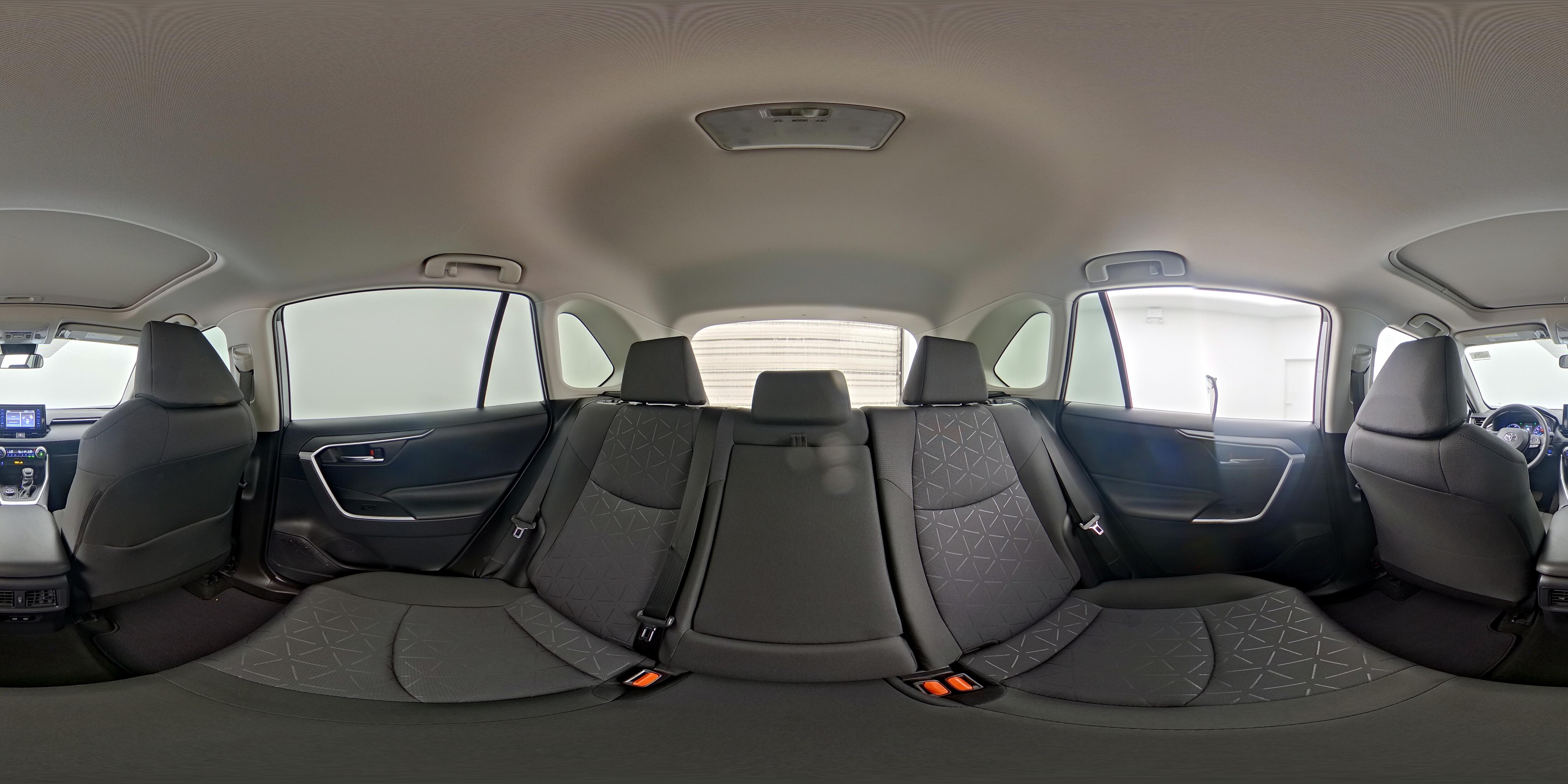 2021 Toyota RAV4 XLE - Photo 26