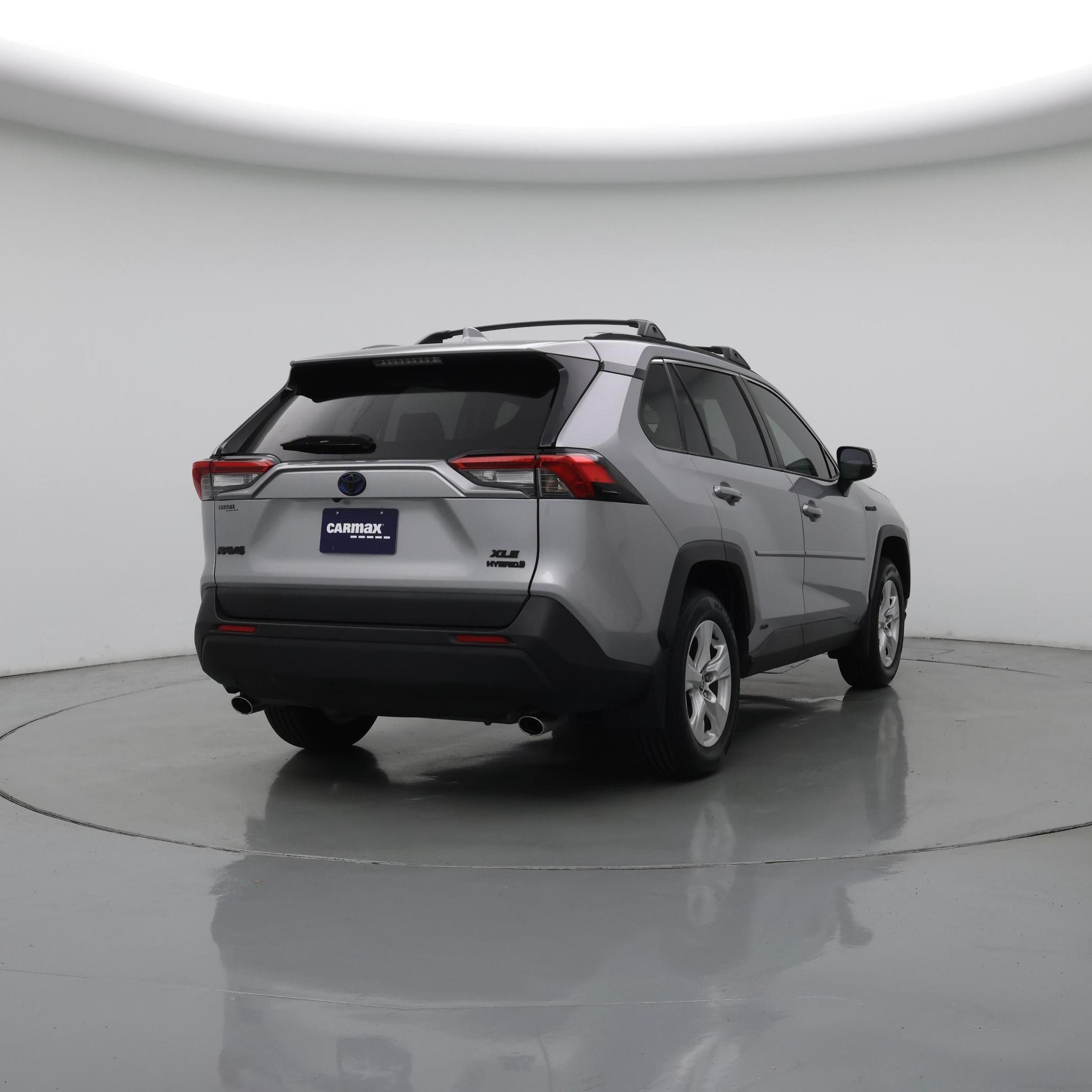 Thumbnail: 2021 Toyota RAV4 - 8