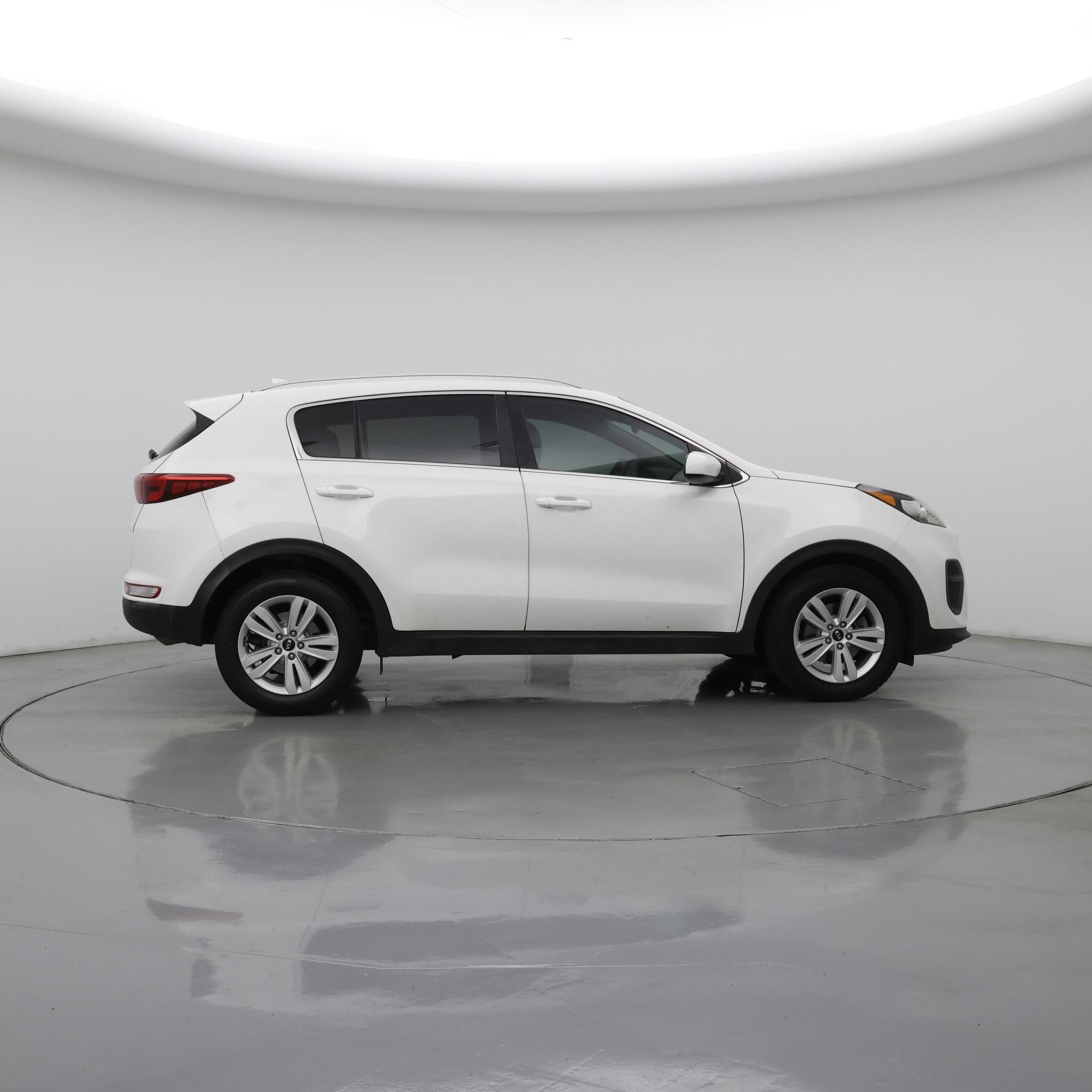 Thumbnail: 2017 Kia Sportage - 7