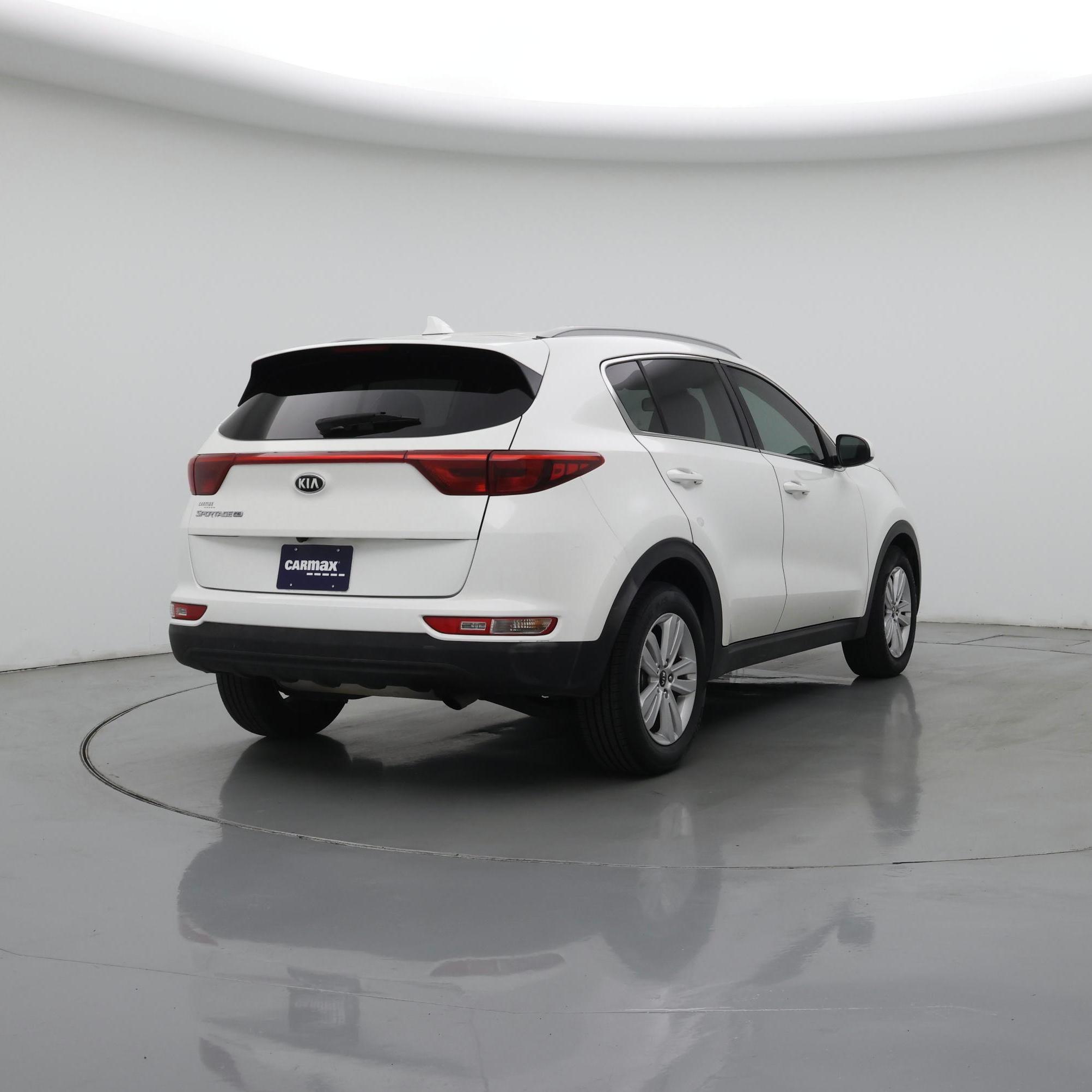 Thumbnail: 2017 Kia Sportage - 8