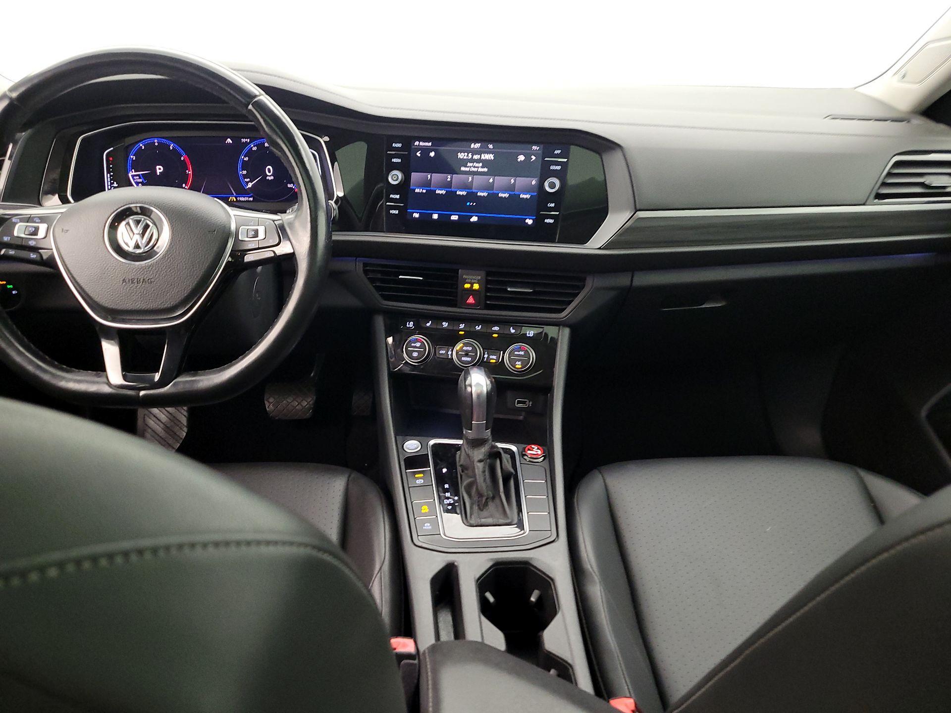 Thumbnail: 2019 Volkswagen Jetta - 9
