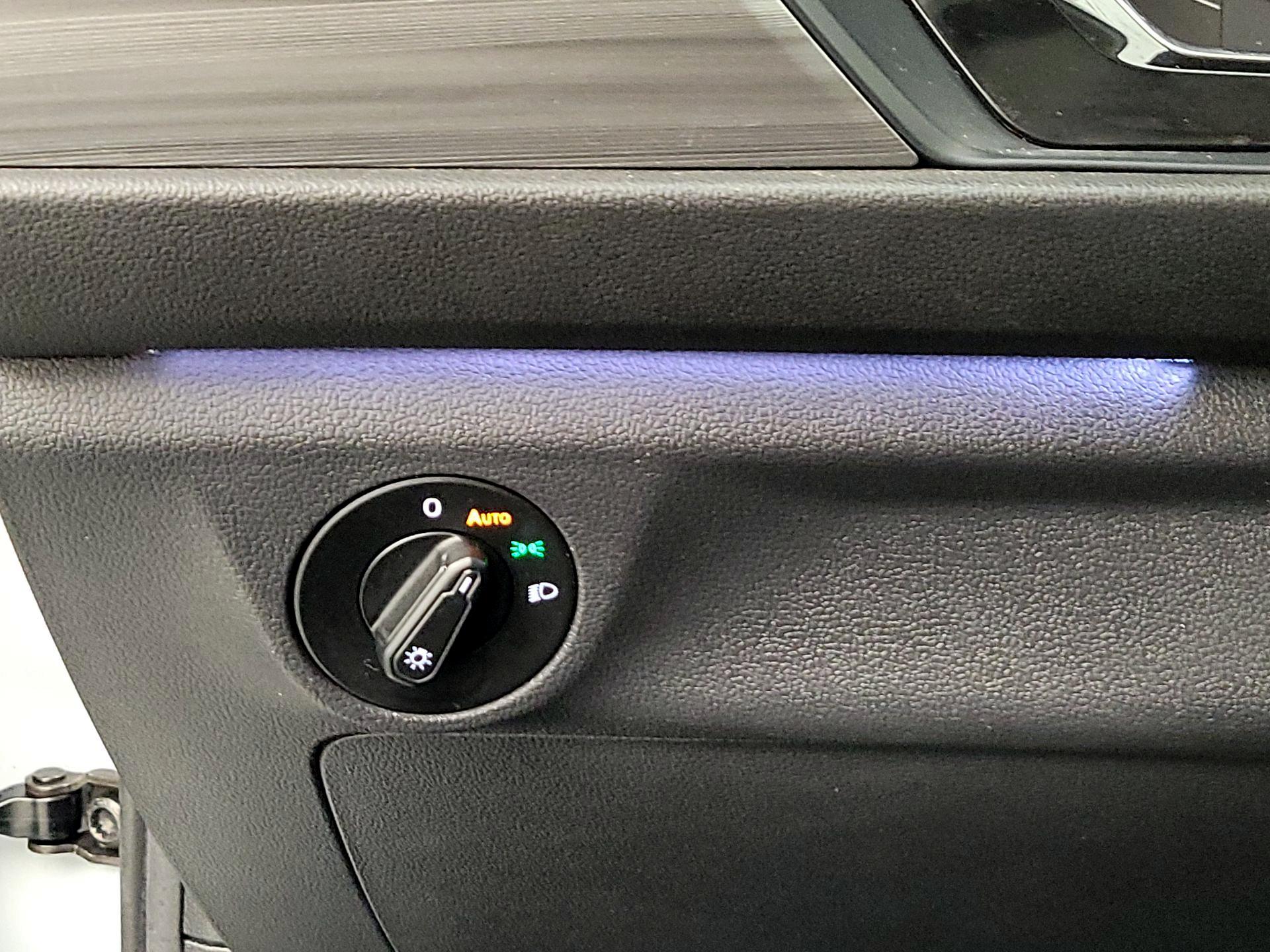 Thumbnail: 2019 Volkswagen Jetta - 13