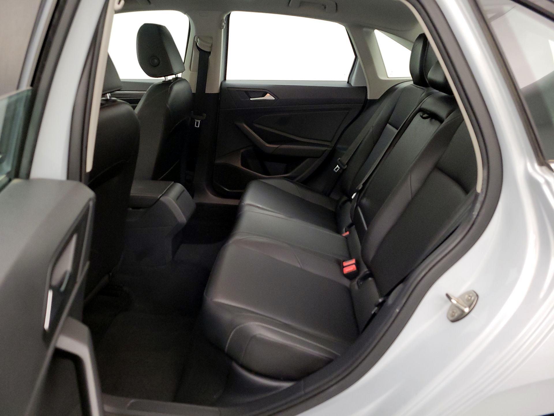 Thumbnail: 2019 Volkswagen Jetta - 20