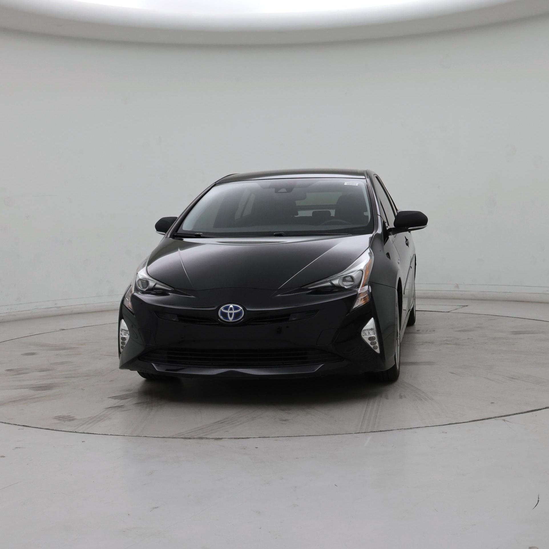 Thumbnail: 2017 Toyota Prius - 5