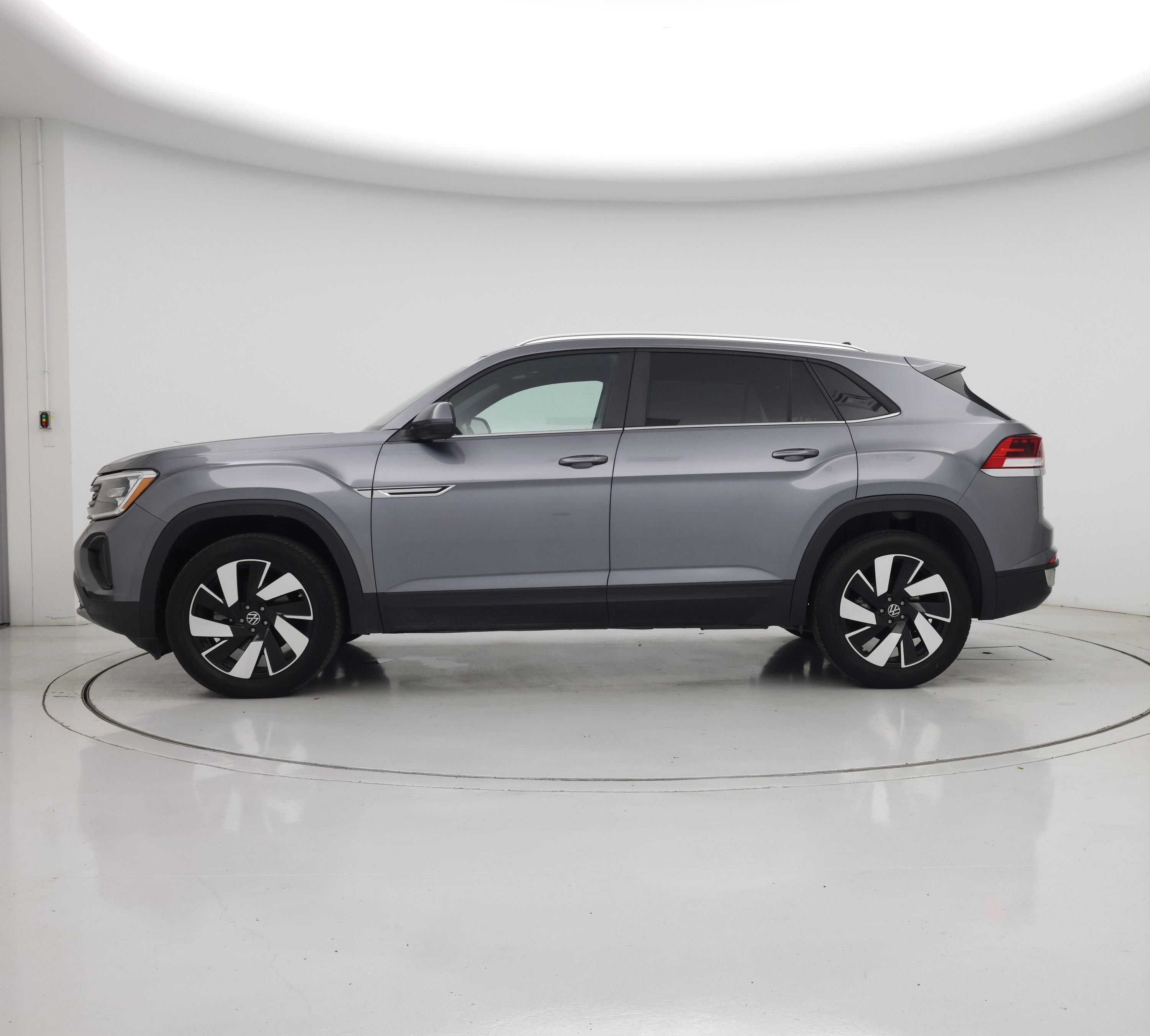 Thumbnail: 2024 Volkswagen Atlas - 3