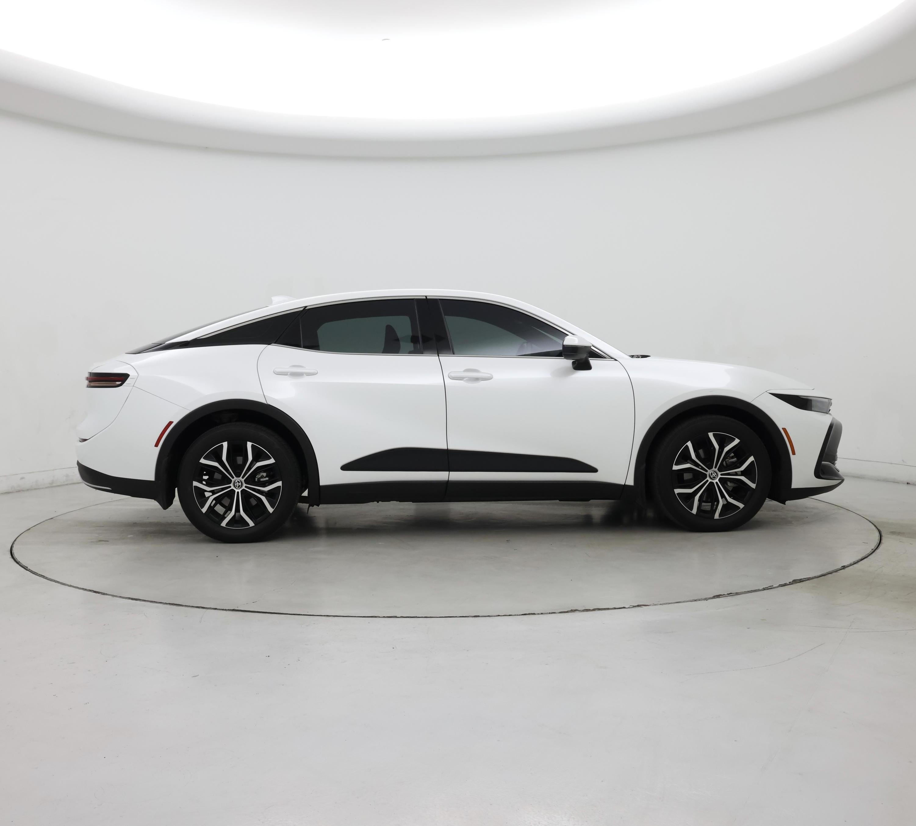 Thumbnail: 2023 Toyota Crown - 7