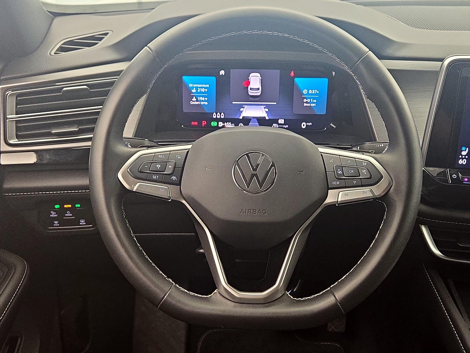 Thumbnail: 2024 Volkswagen Atlas - 10