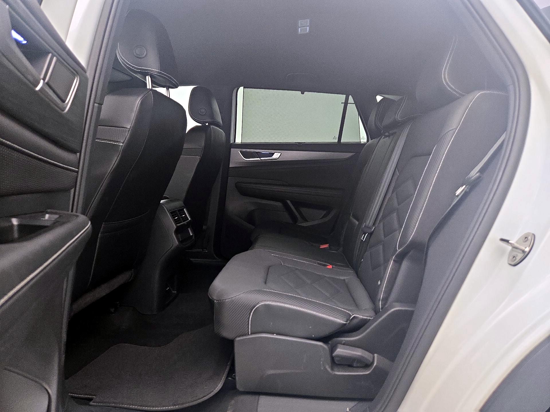 Thumbnail: 2024 Volkswagen Atlas - 19