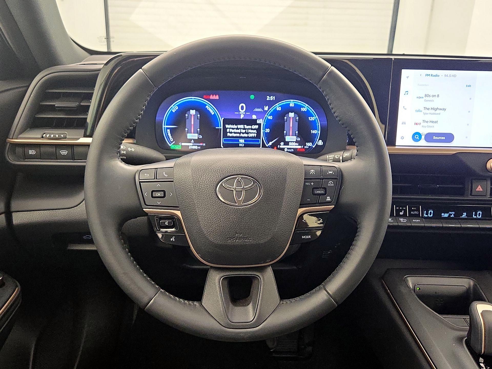 Thumbnail: 2023 Toyota Crown - 10