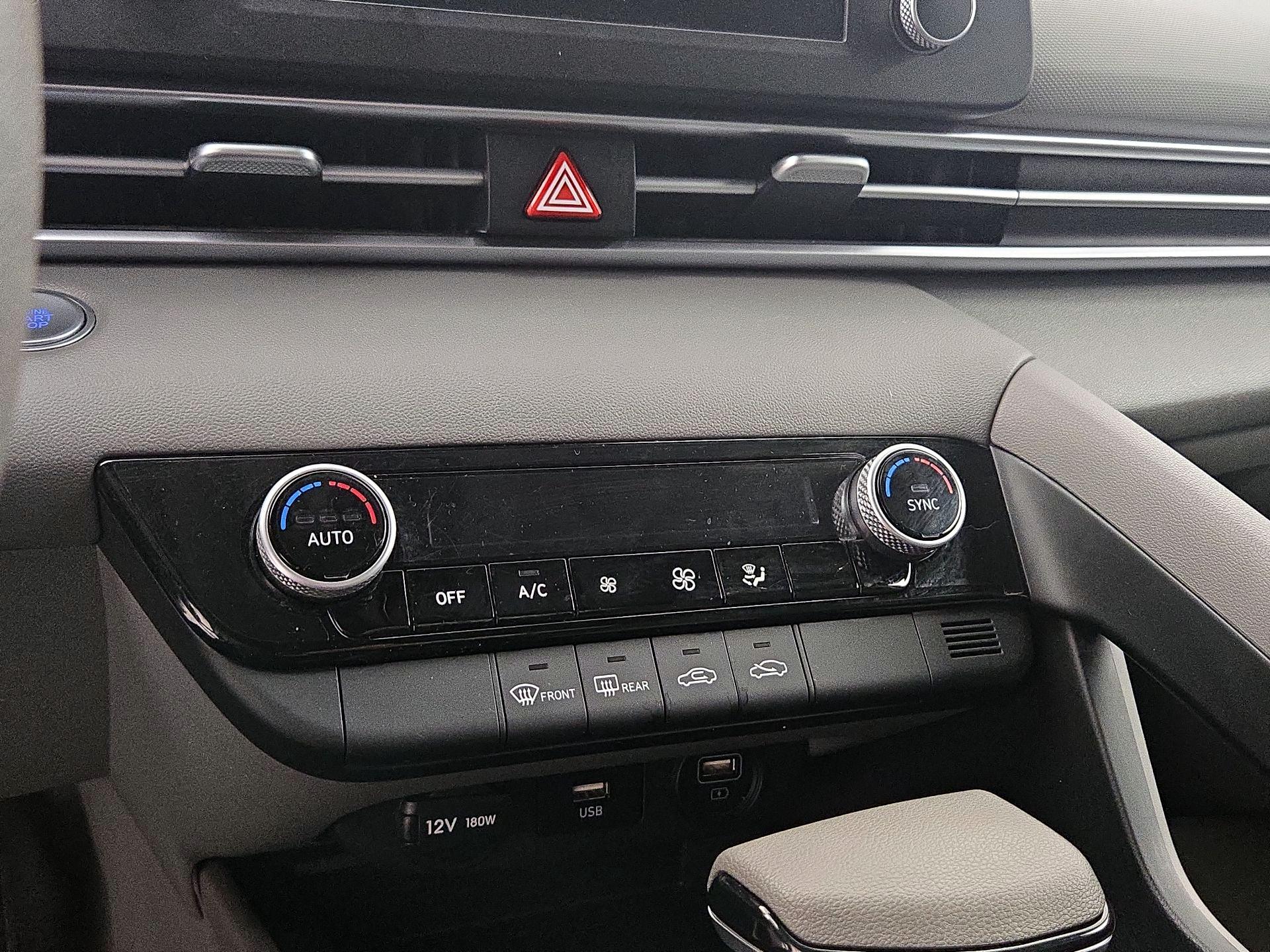 Thumbnail: 2023 Hyundai Elantra - 16