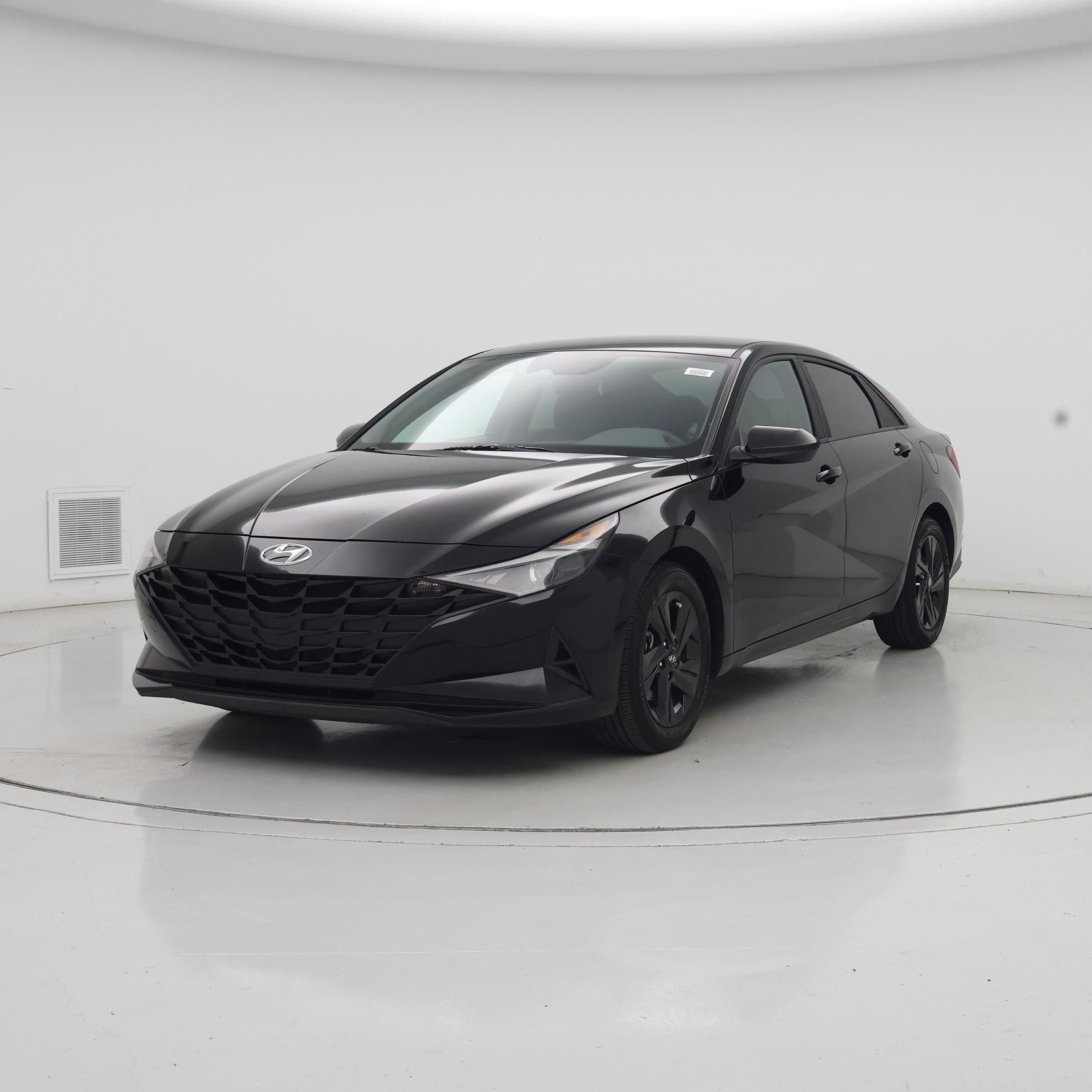 Thumbnail: 2023 Hyundai Elantra - 4
