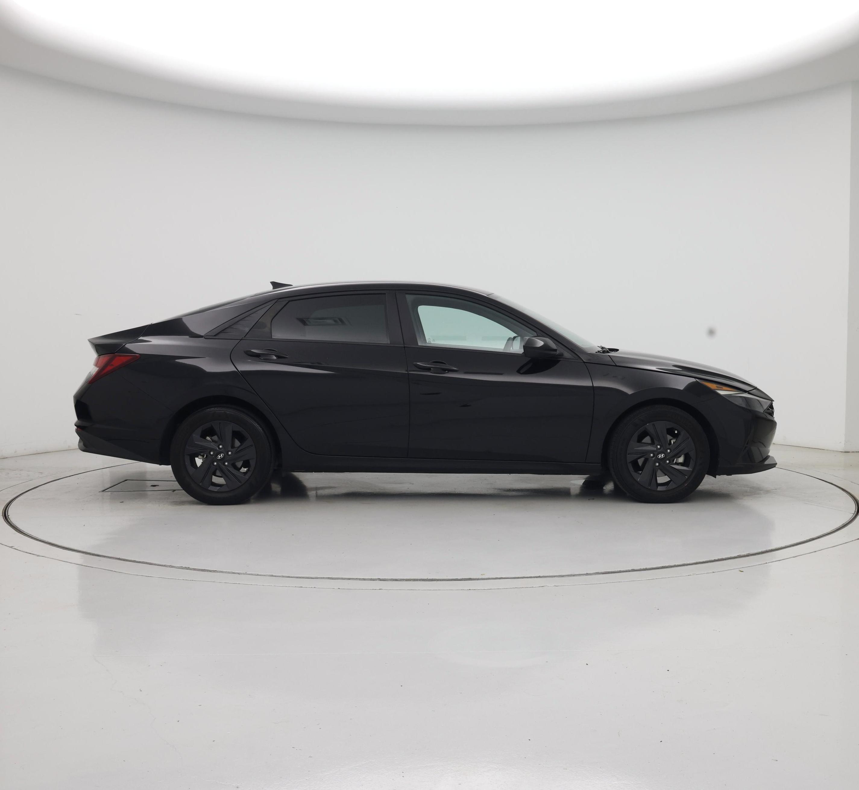 Thumbnail: 2023 Hyundai Elantra - 7