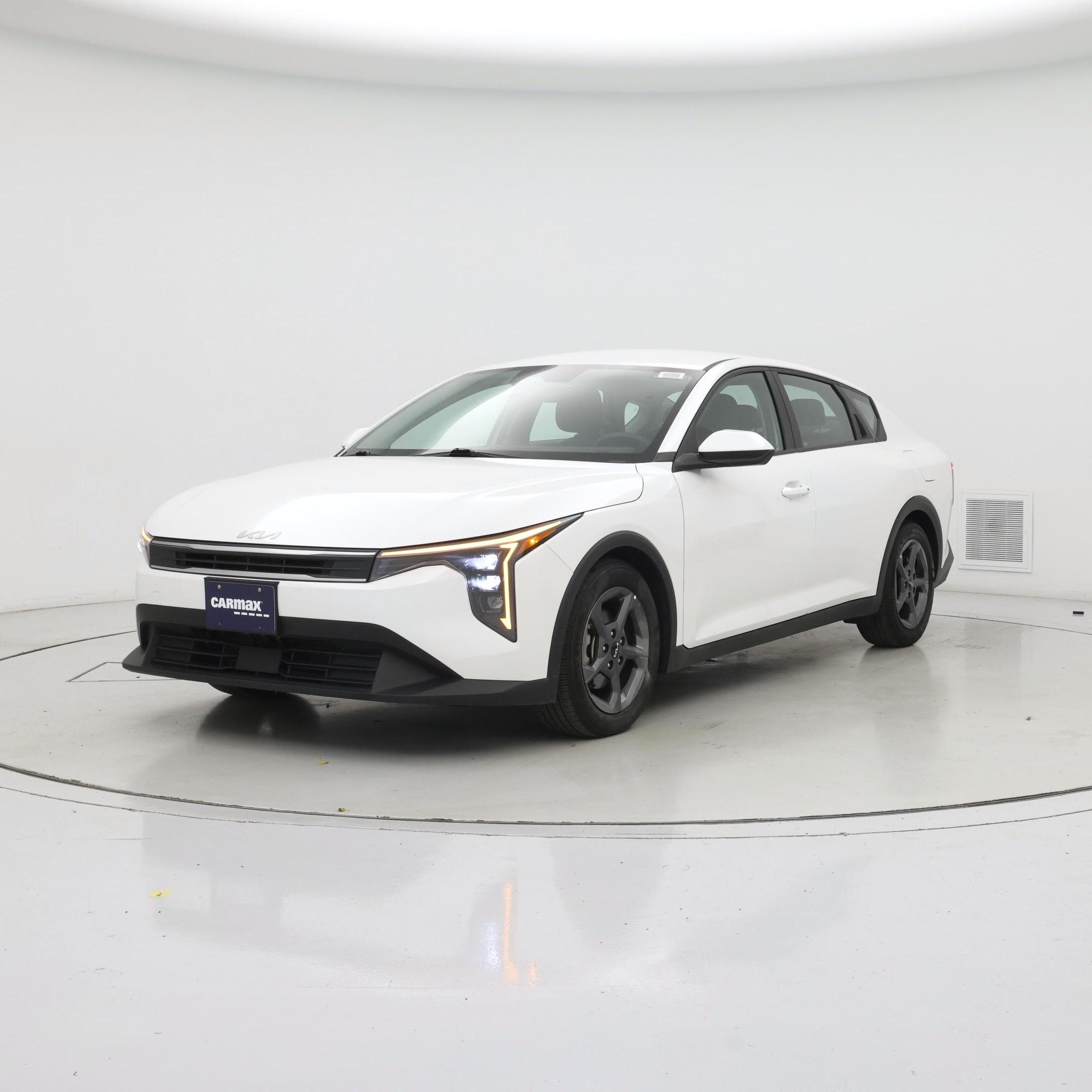 Thumbnail: 2025 Kia K4 - 4