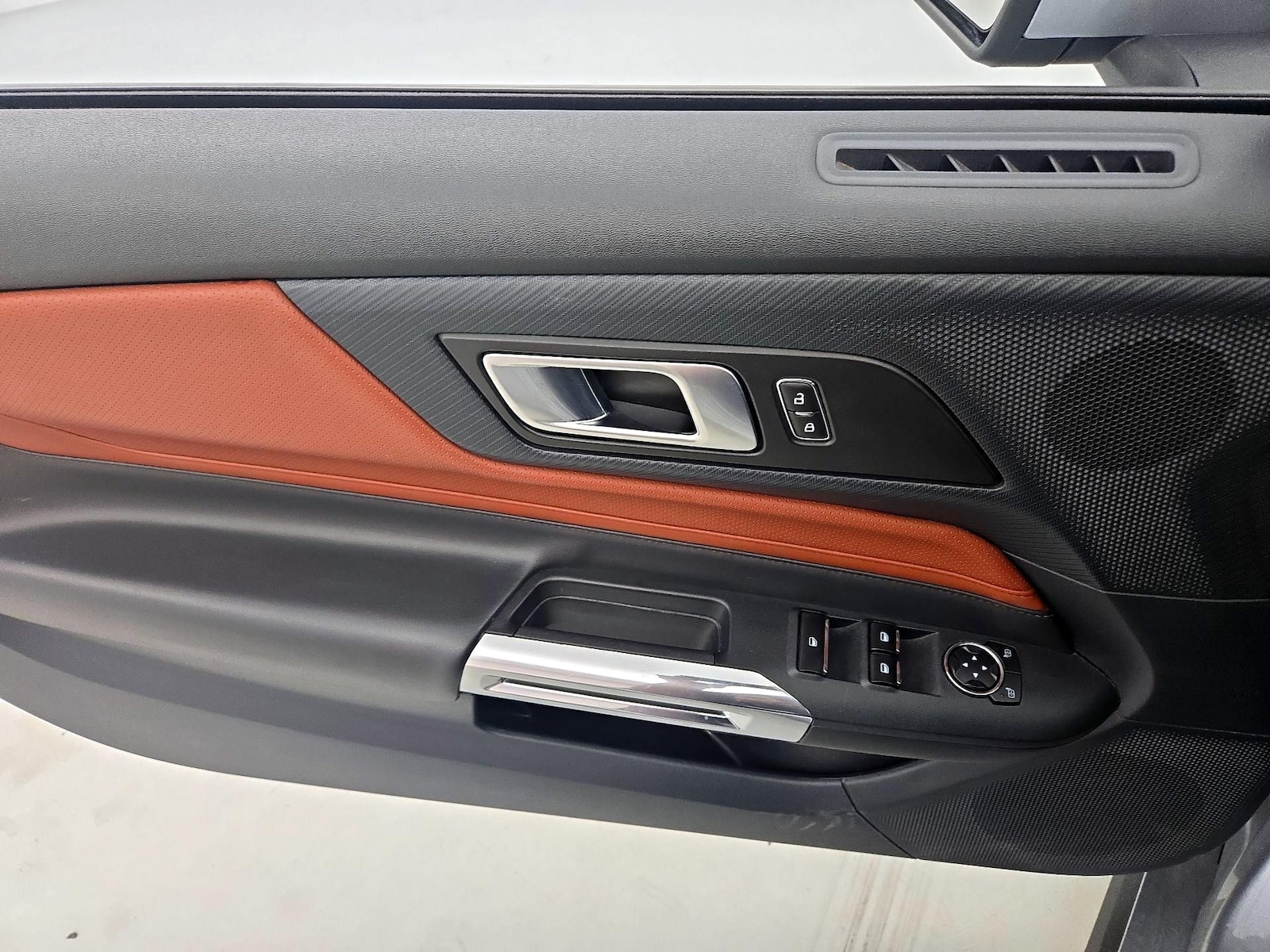 2024 Ford Mustang EcoBoost Premium - Photo 13