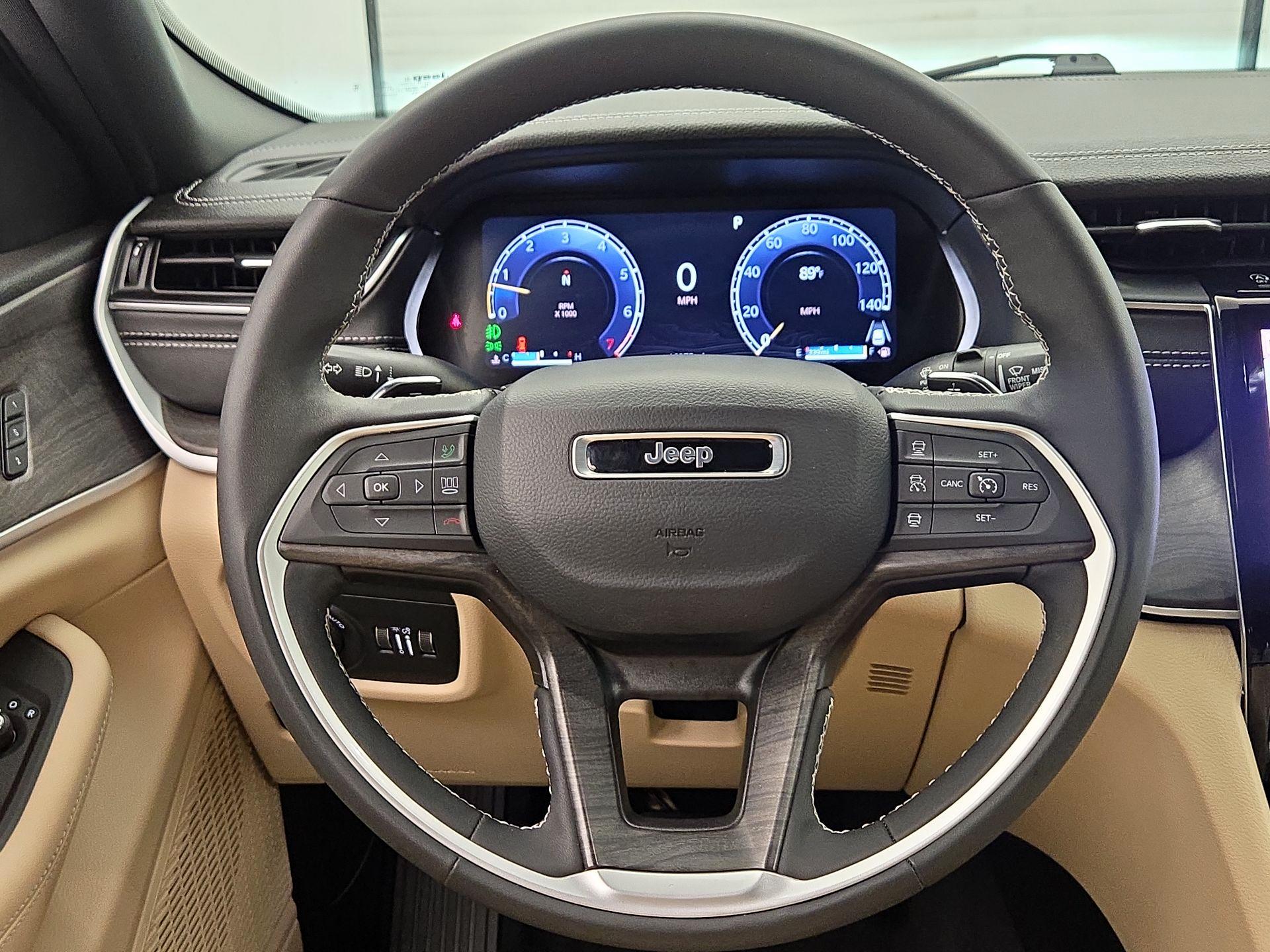 Thumbnail: 2025 Jeep Grand Cherokee L - 10