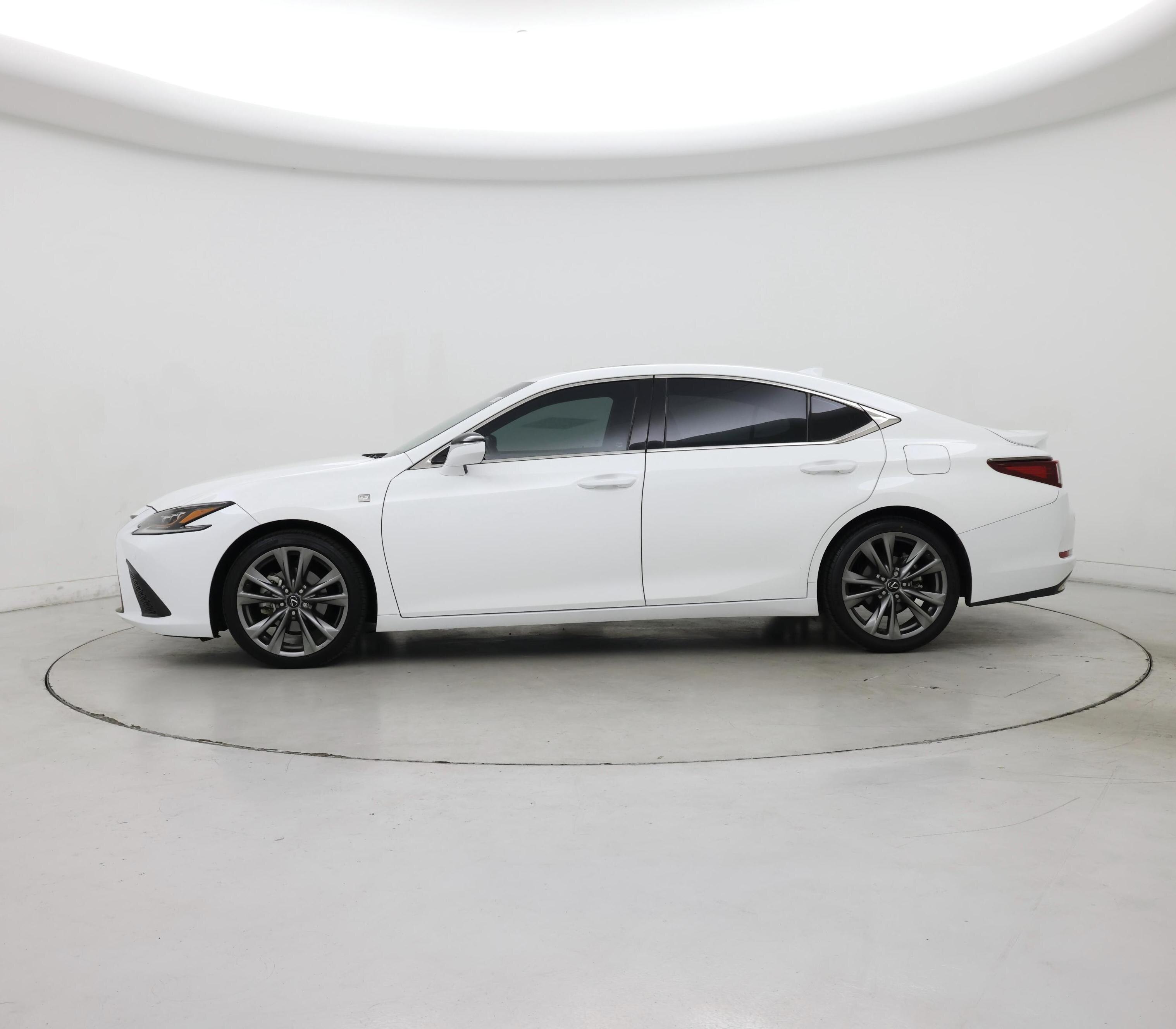 Thumbnail: 2020 Lexus ES - 3