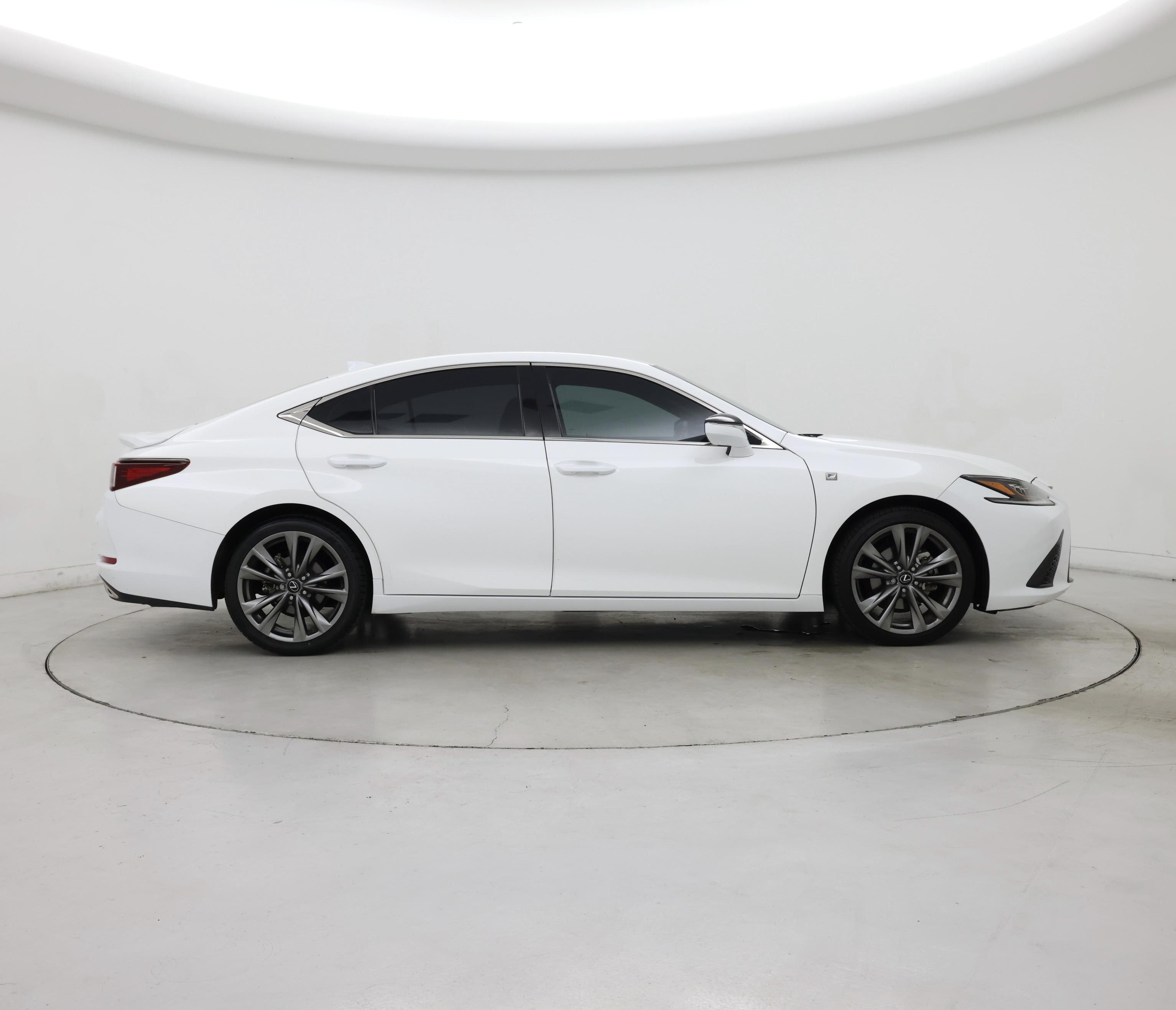 Thumbnail: 2020 Lexus ES - 7