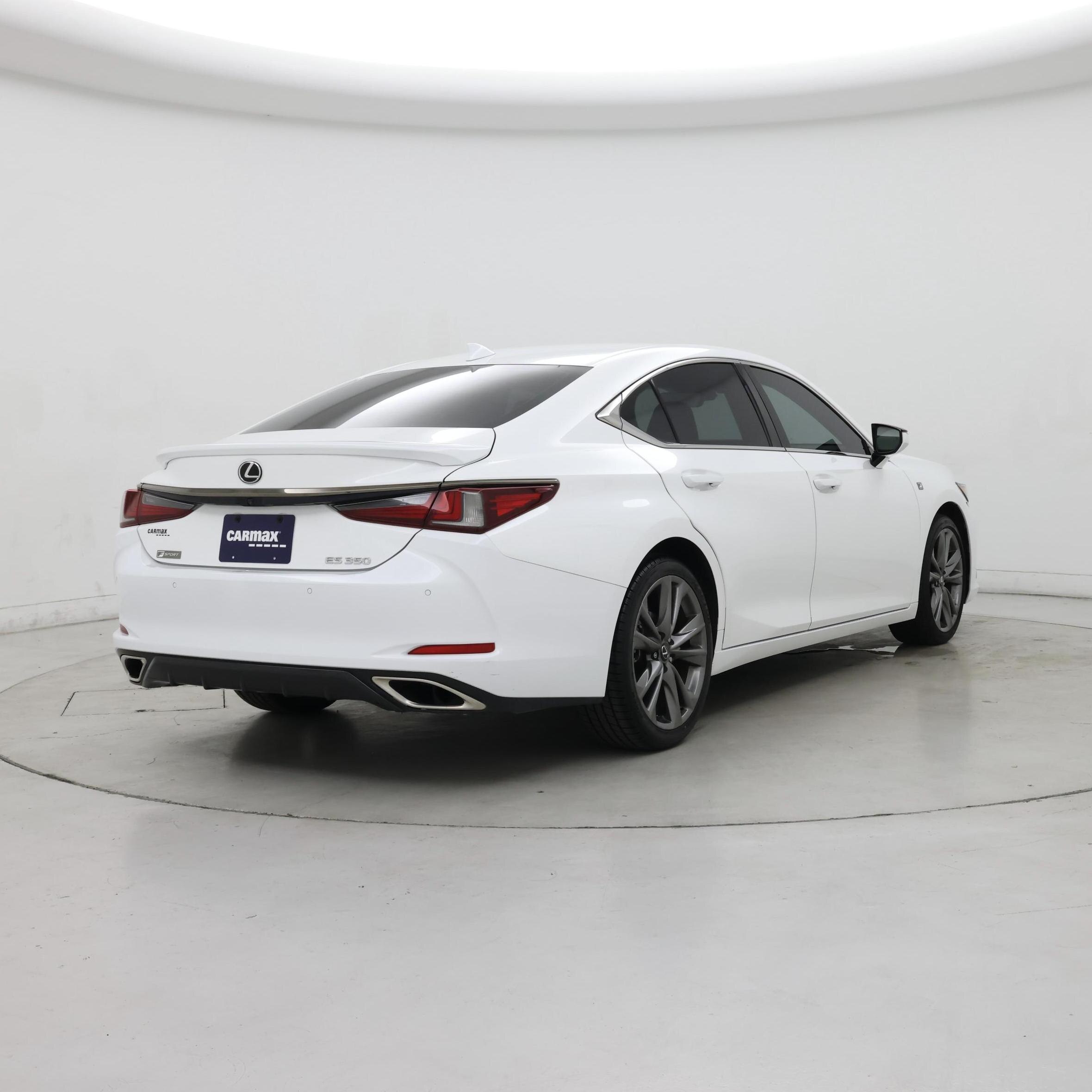 Thumbnail: 2020 Lexus ES - 8