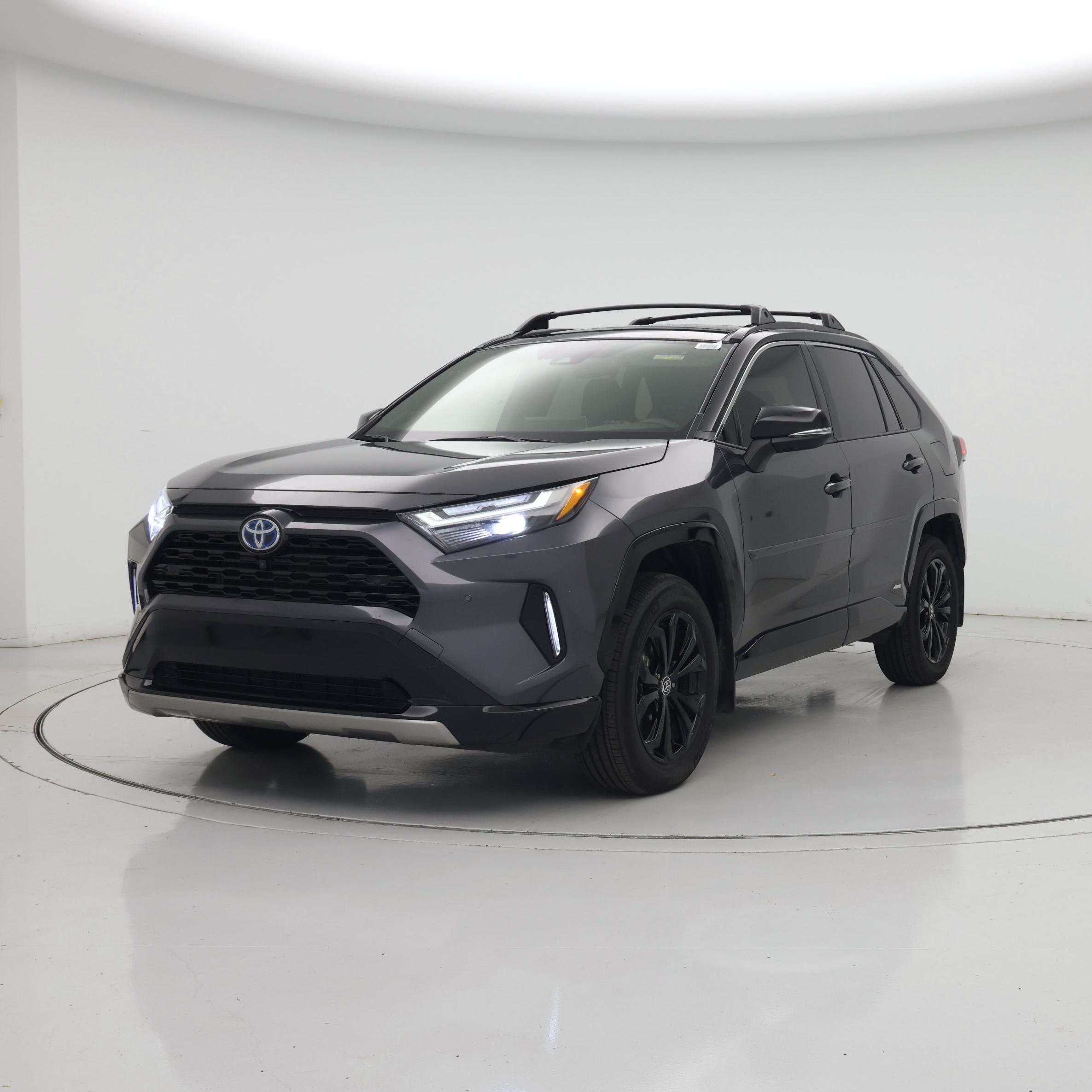 Thumbnail: 2022 Toyota RAV4 - 4