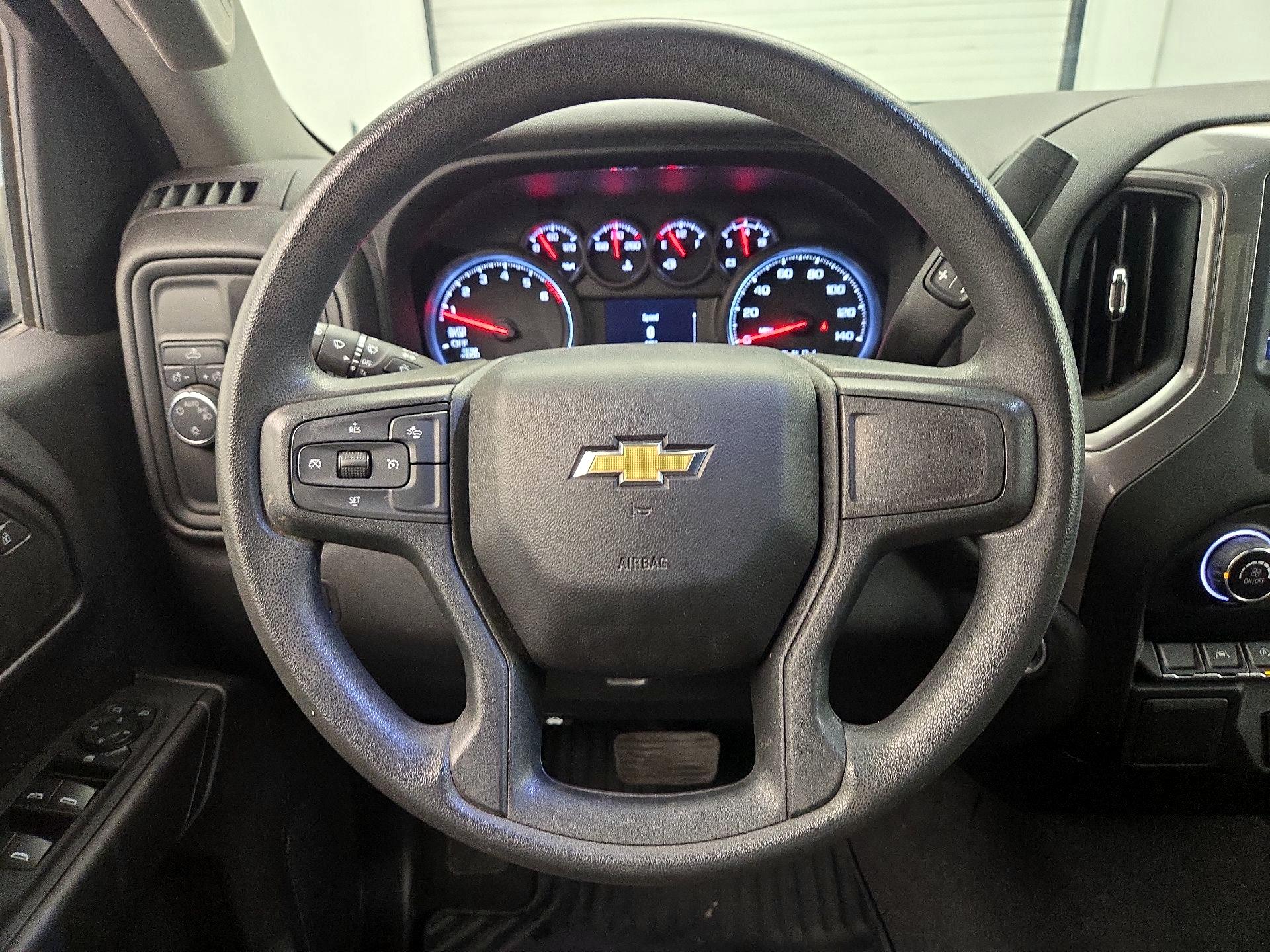 Thumbnail: 2024 Chevrolet Silverado 1500 - 10