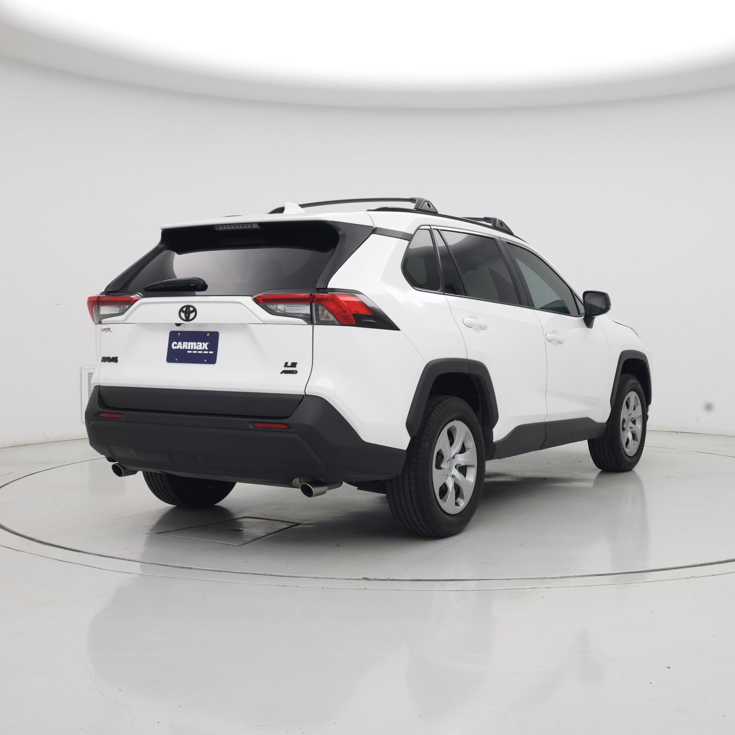 Thumbnail: 2021 Toyota RAV4 - 8