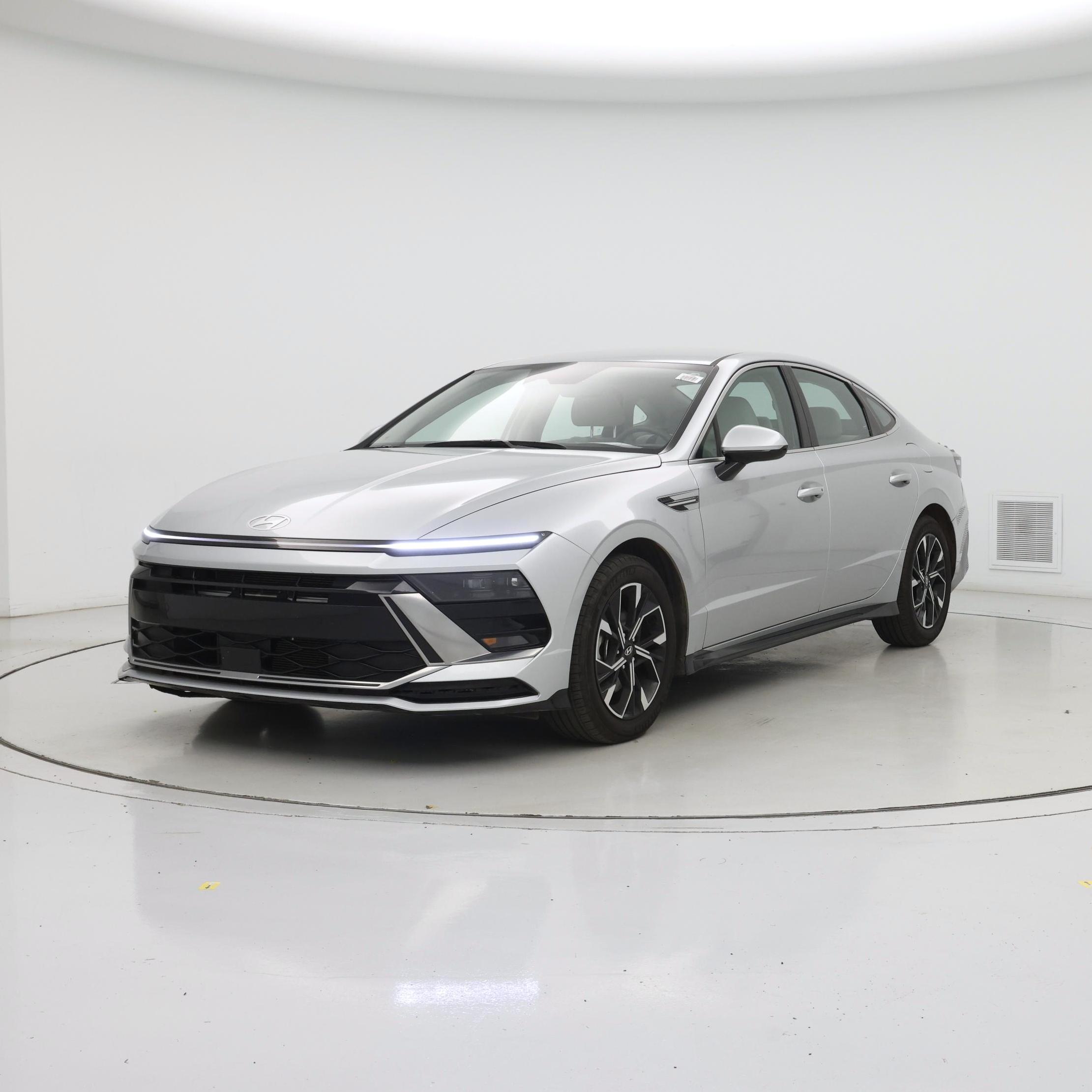 Thumbnail: 2025 Hyundai Sonata - 4