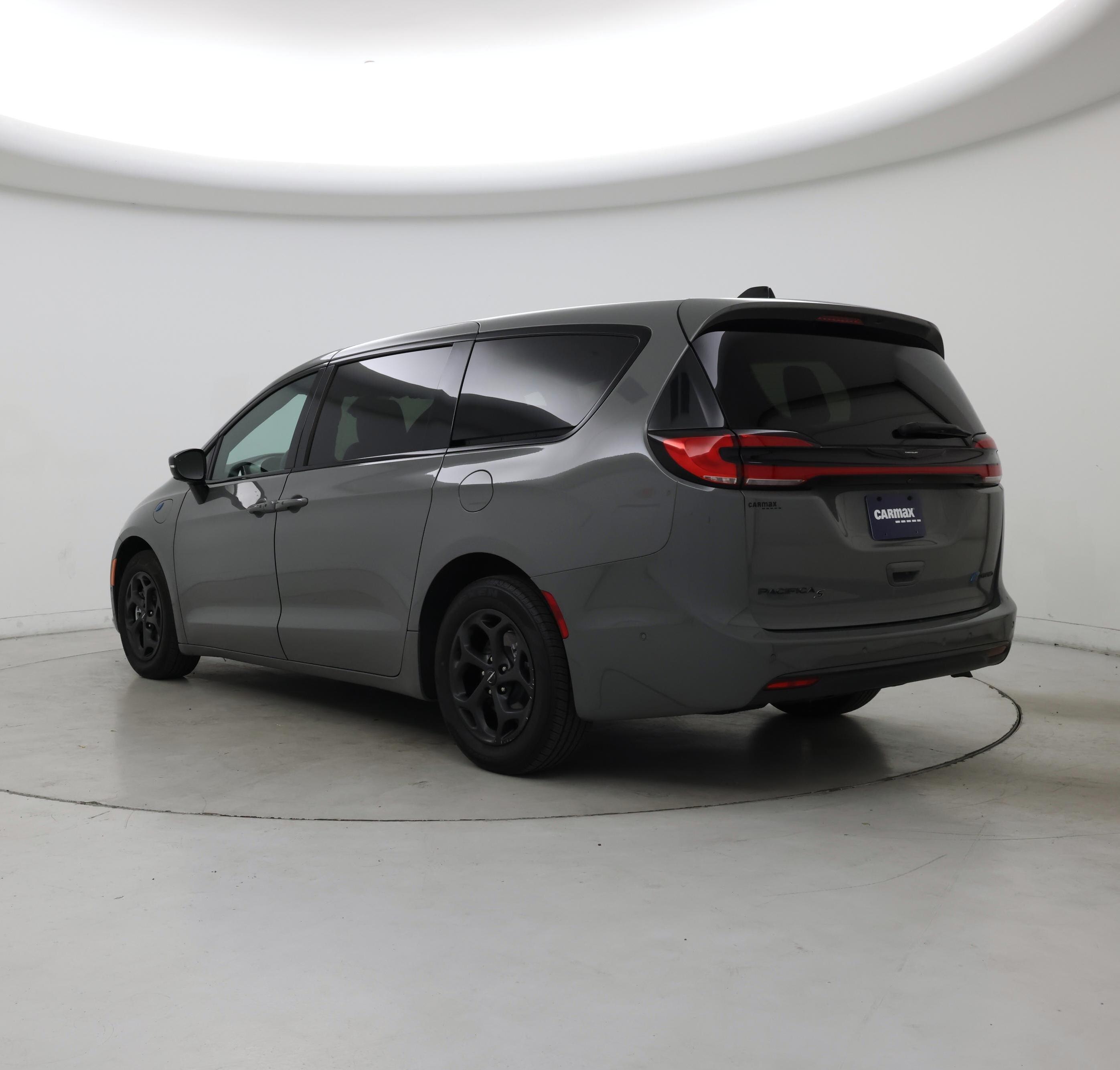 Thumbnail: 2023 Chrysler Pacifica - 2