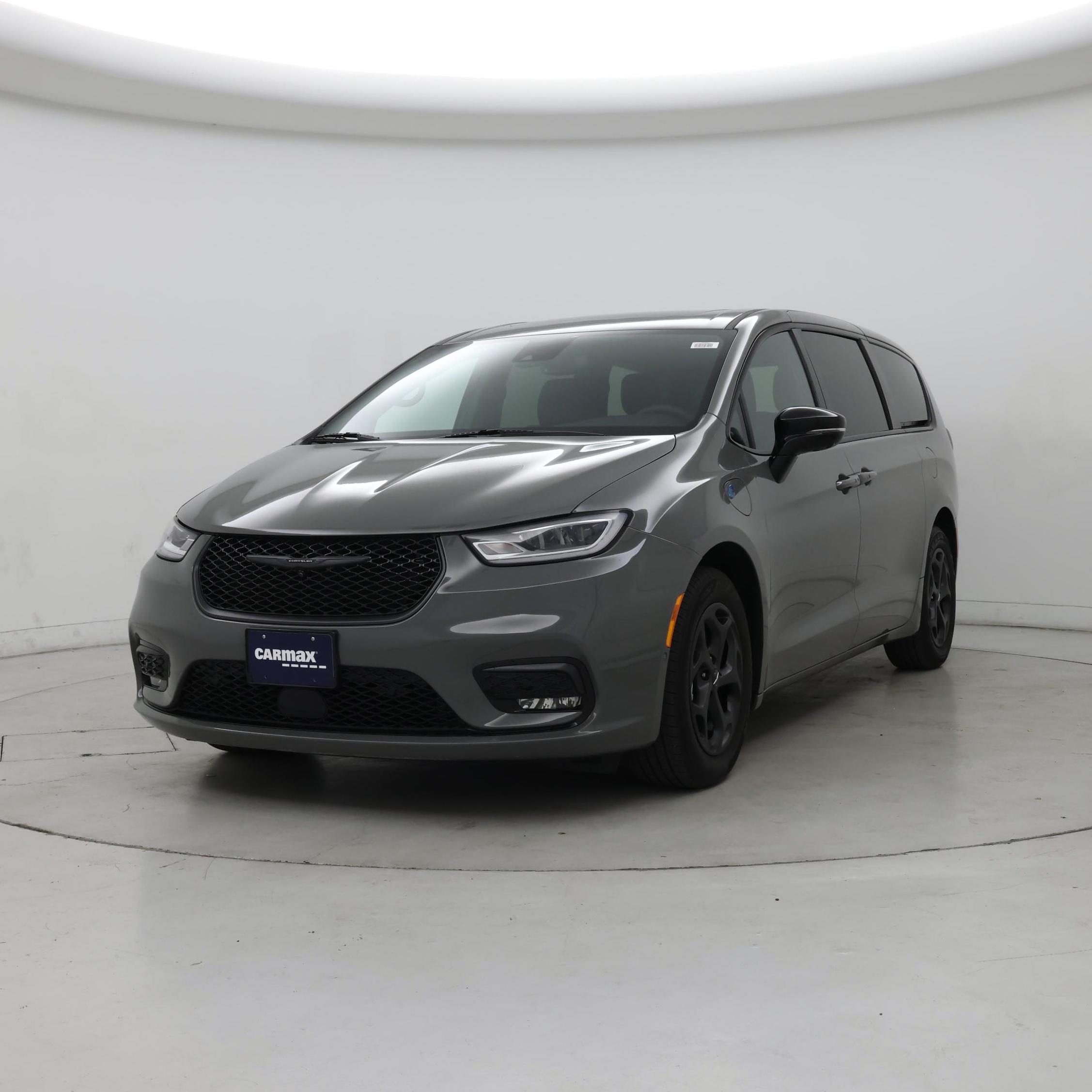 Thumbnail: 2023 Chrysler Pacifica - 4