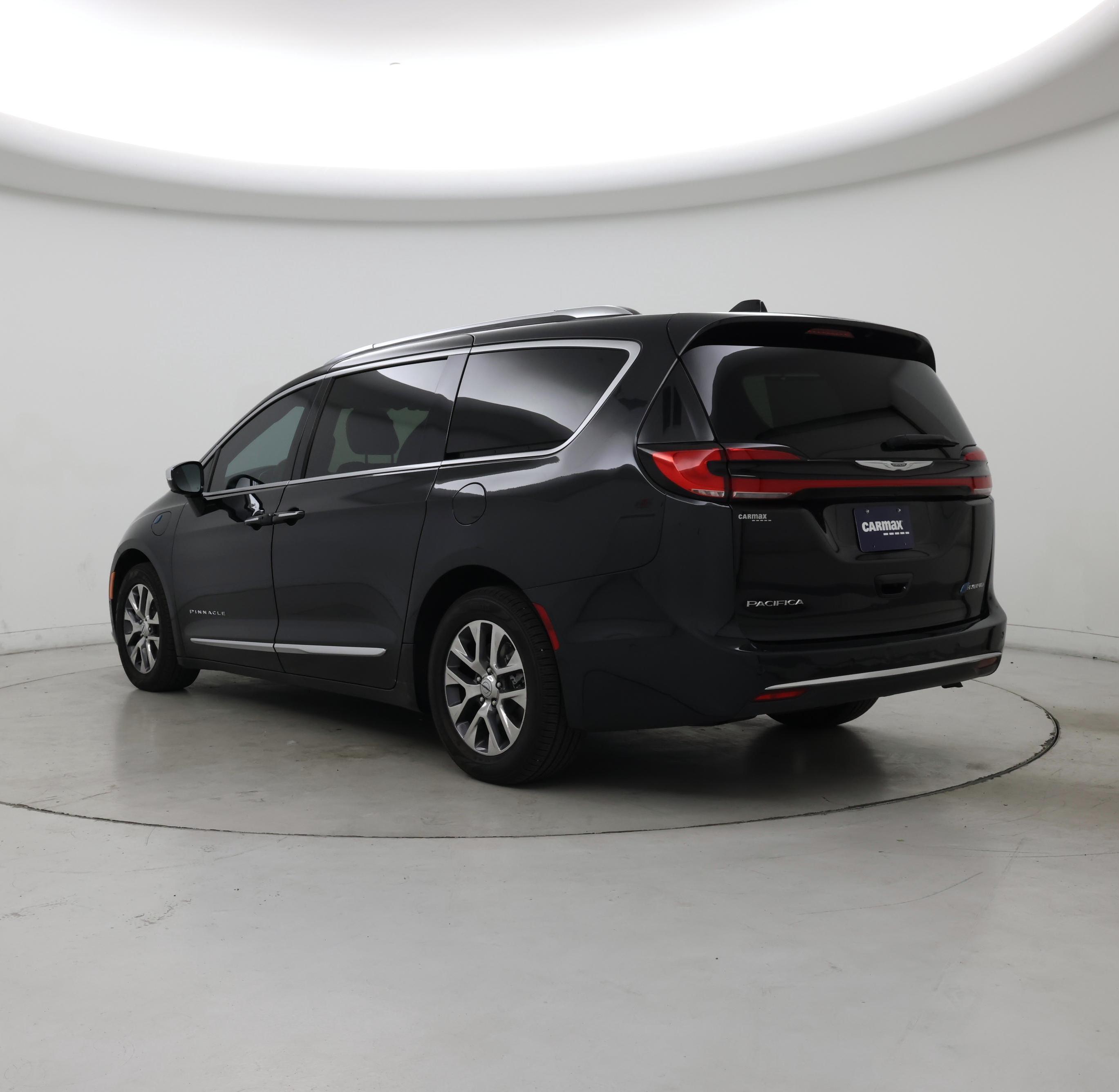 Thumbnail: 2023 Chrysler Pacifica - 2