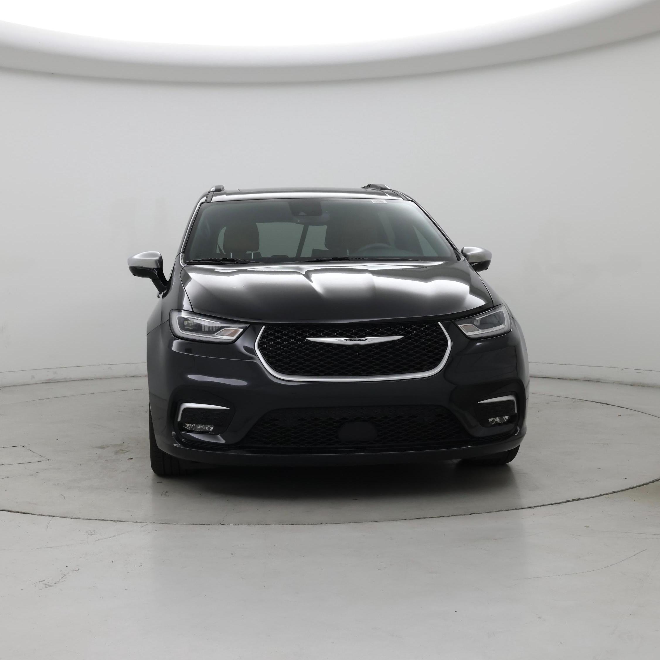 Thumbnail: 2023 Chrysler Pacifica - 5