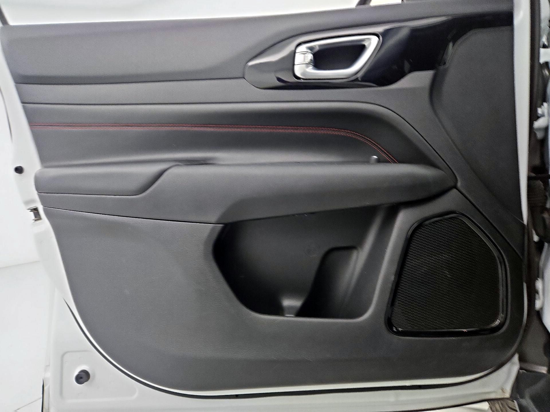 Thumbnail: 2025 Jeep Compass - 12