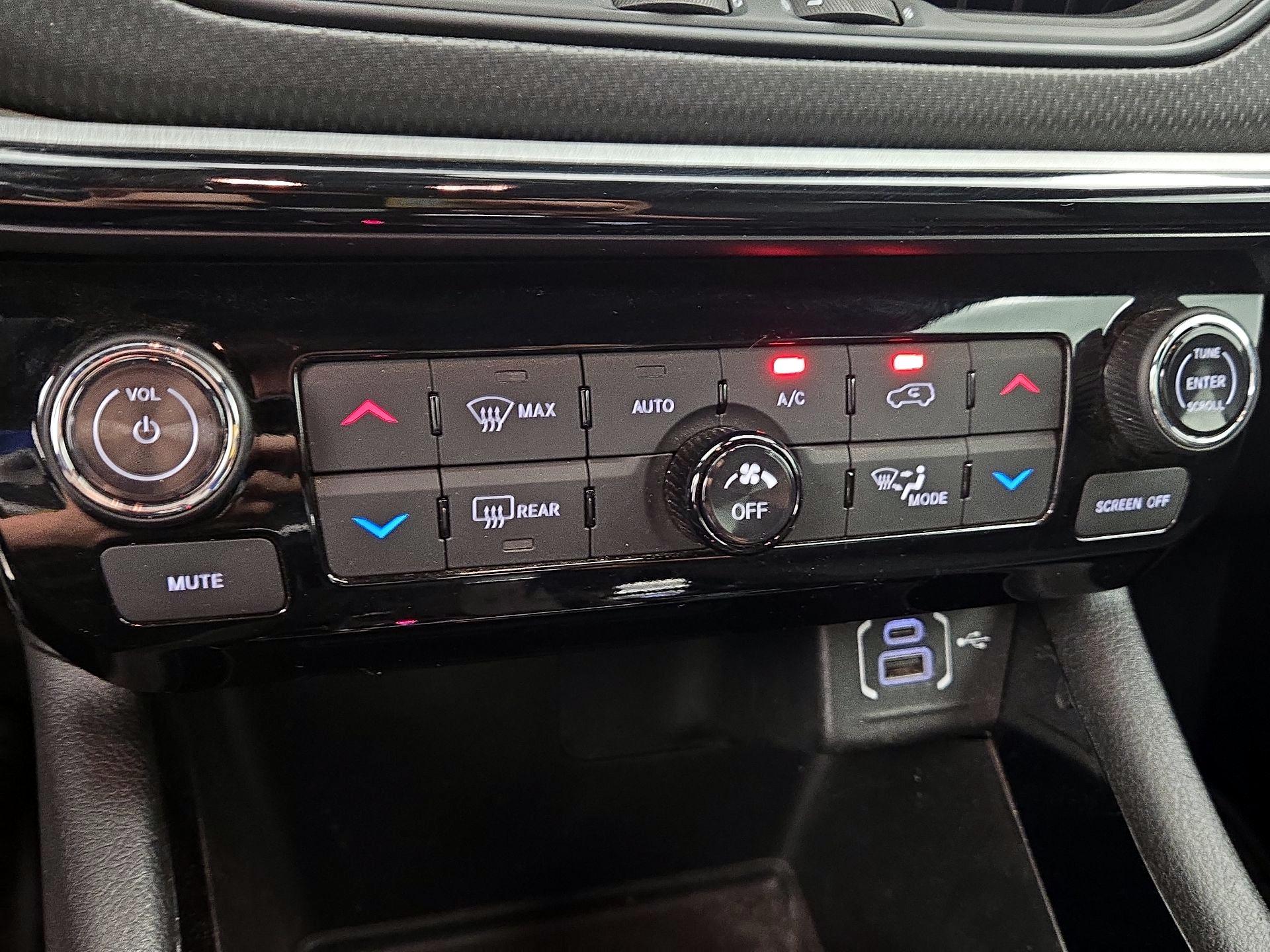 Thumbnail: 2025 Jeep Compass - 16