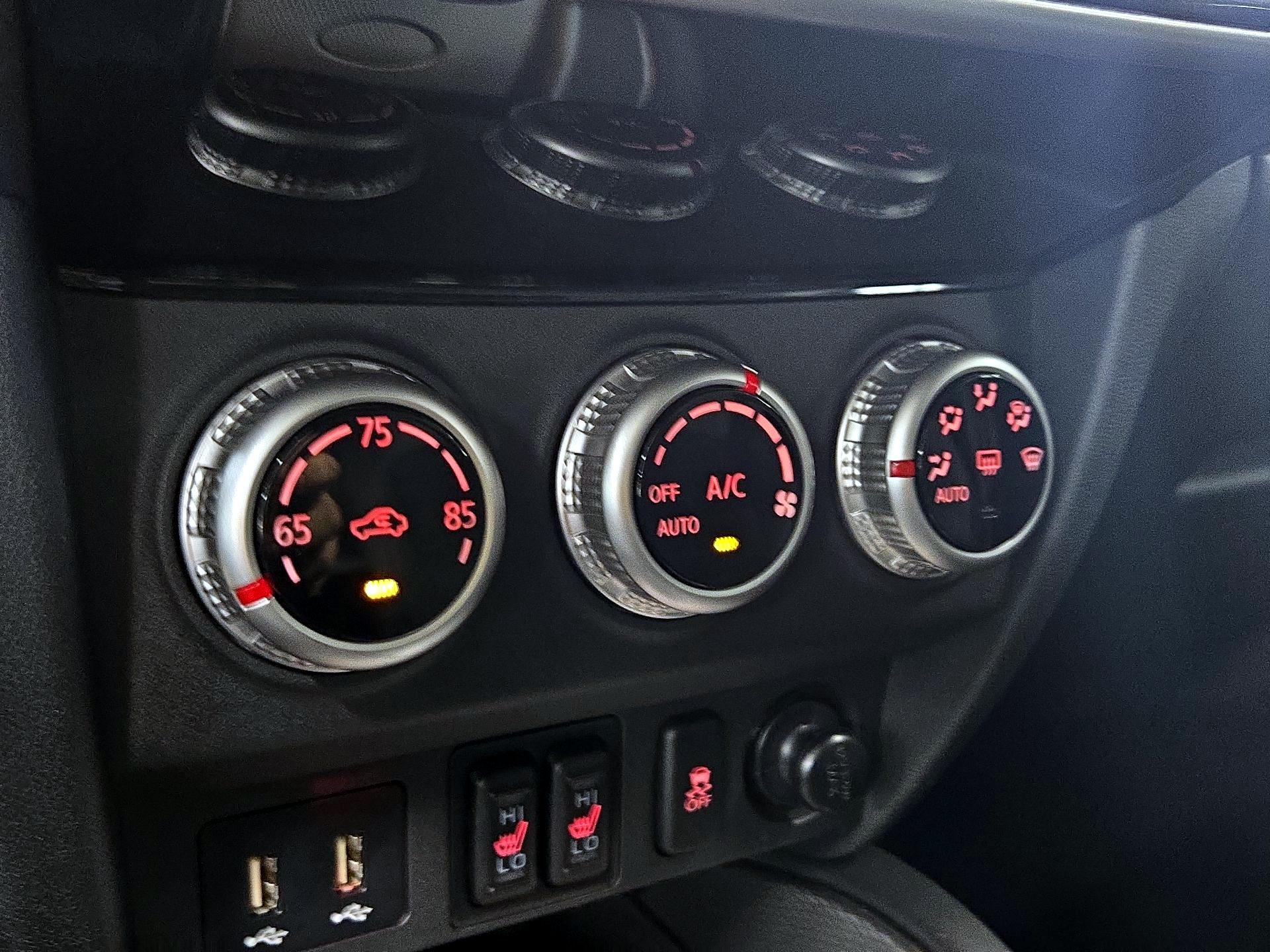 Thumbnail: 2022 Mitsubishi Outlander Sport - 16