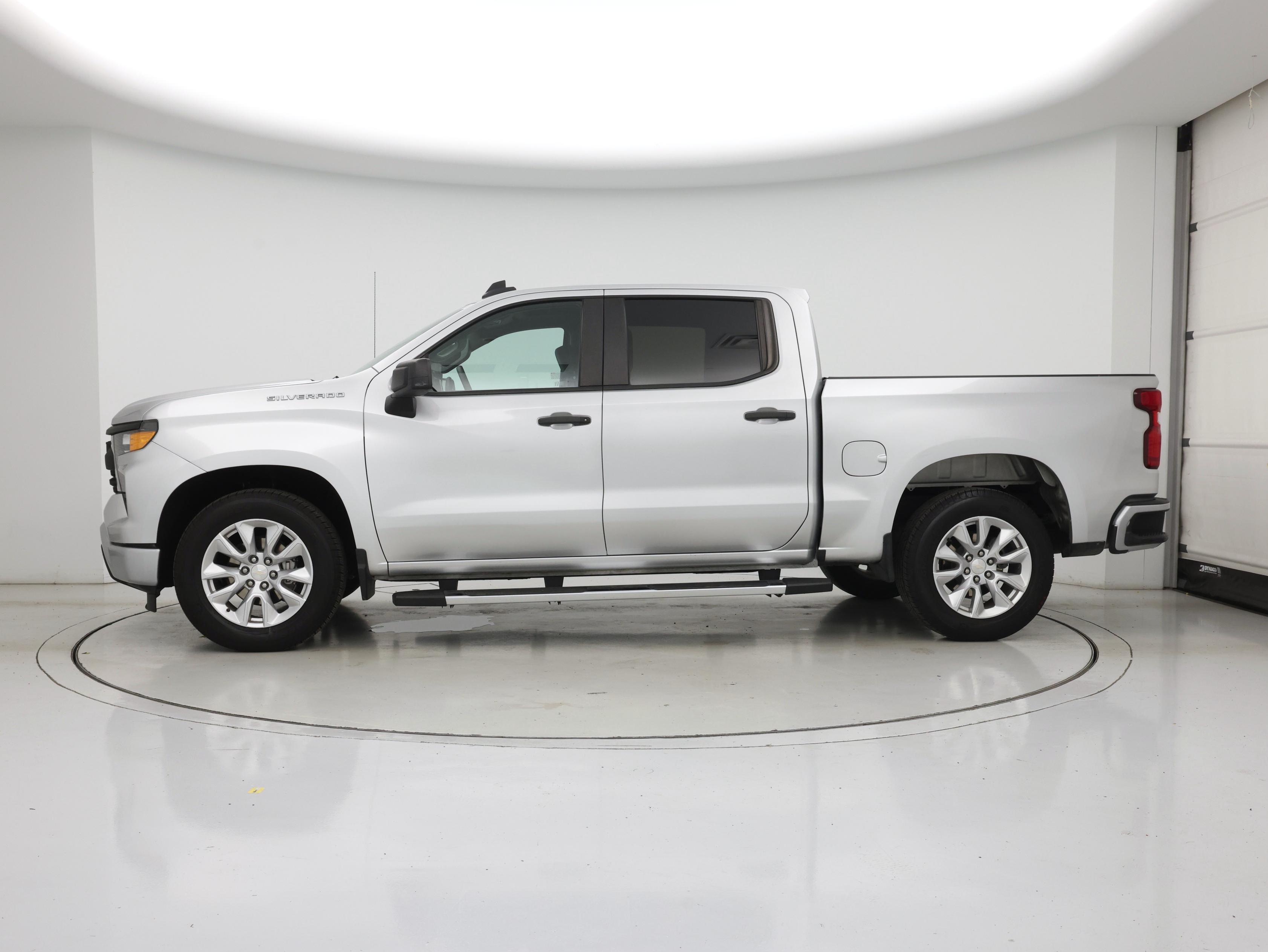 Thumbnail: 2022 Chevrolet Silverado 1500 - 3