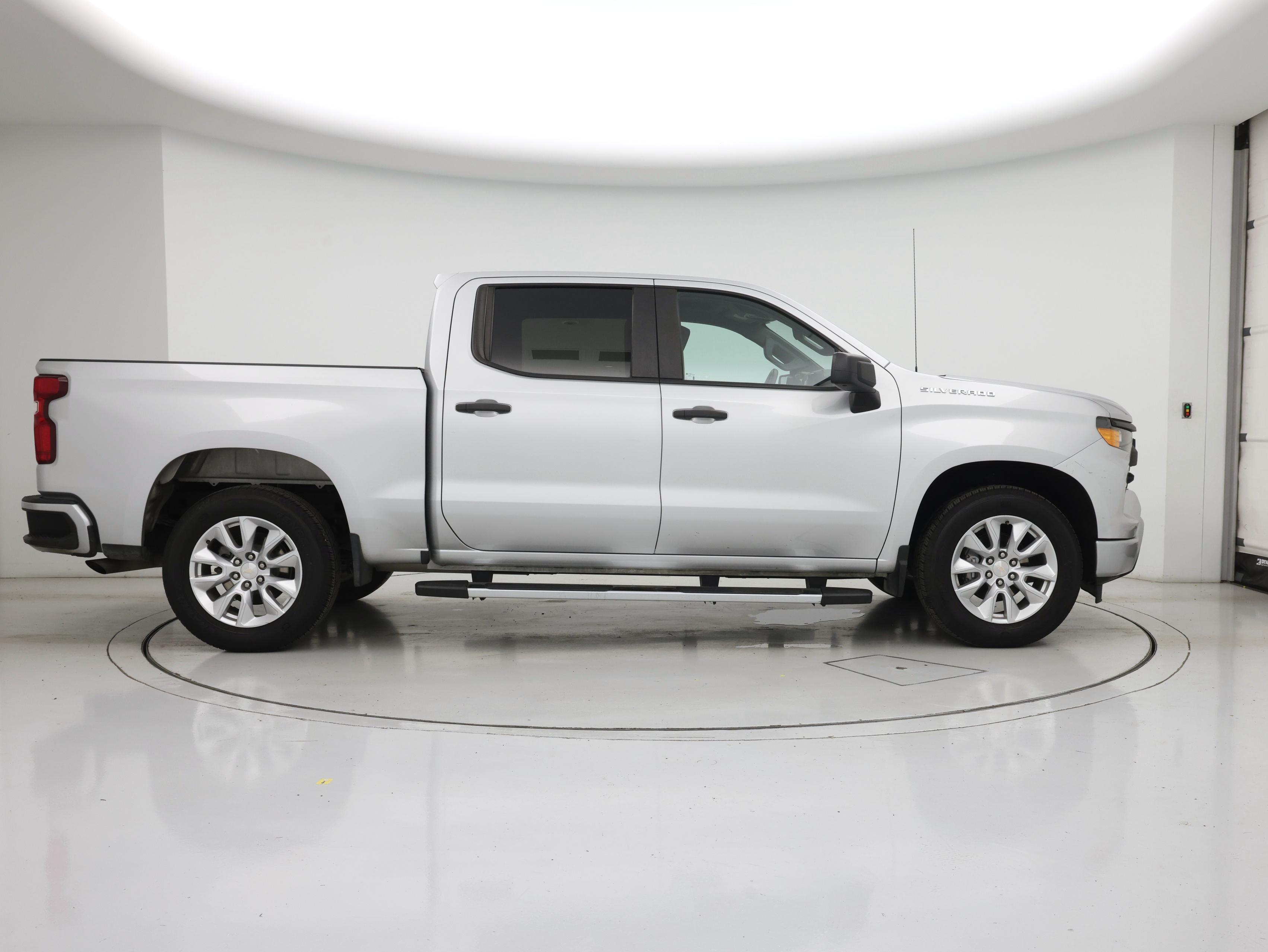 Thumbnail: 2022 Chevrolet Silverado 1500 - 7