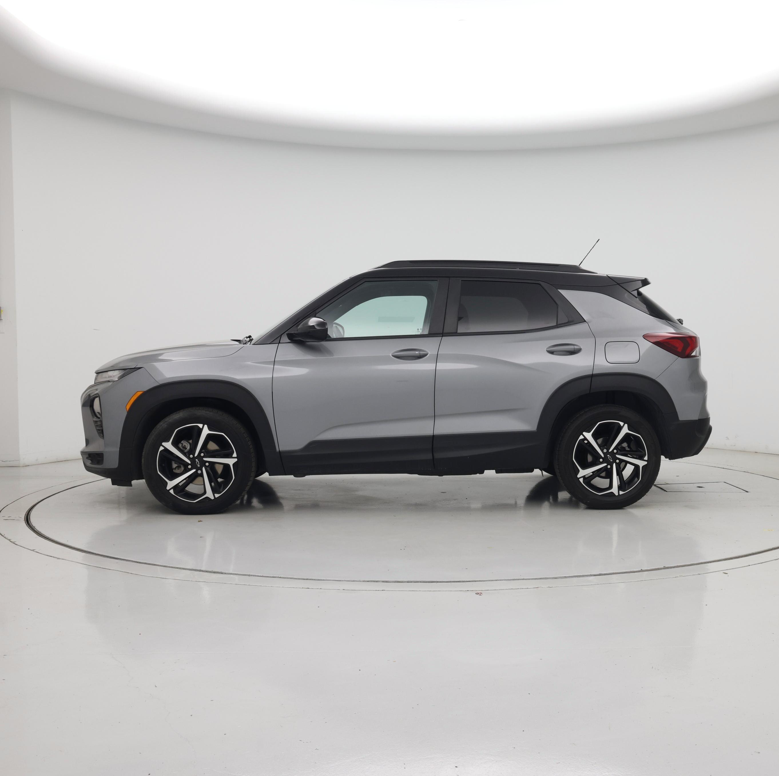 Thumbnail: 2023 Chevrolet TrailBlazer - 3