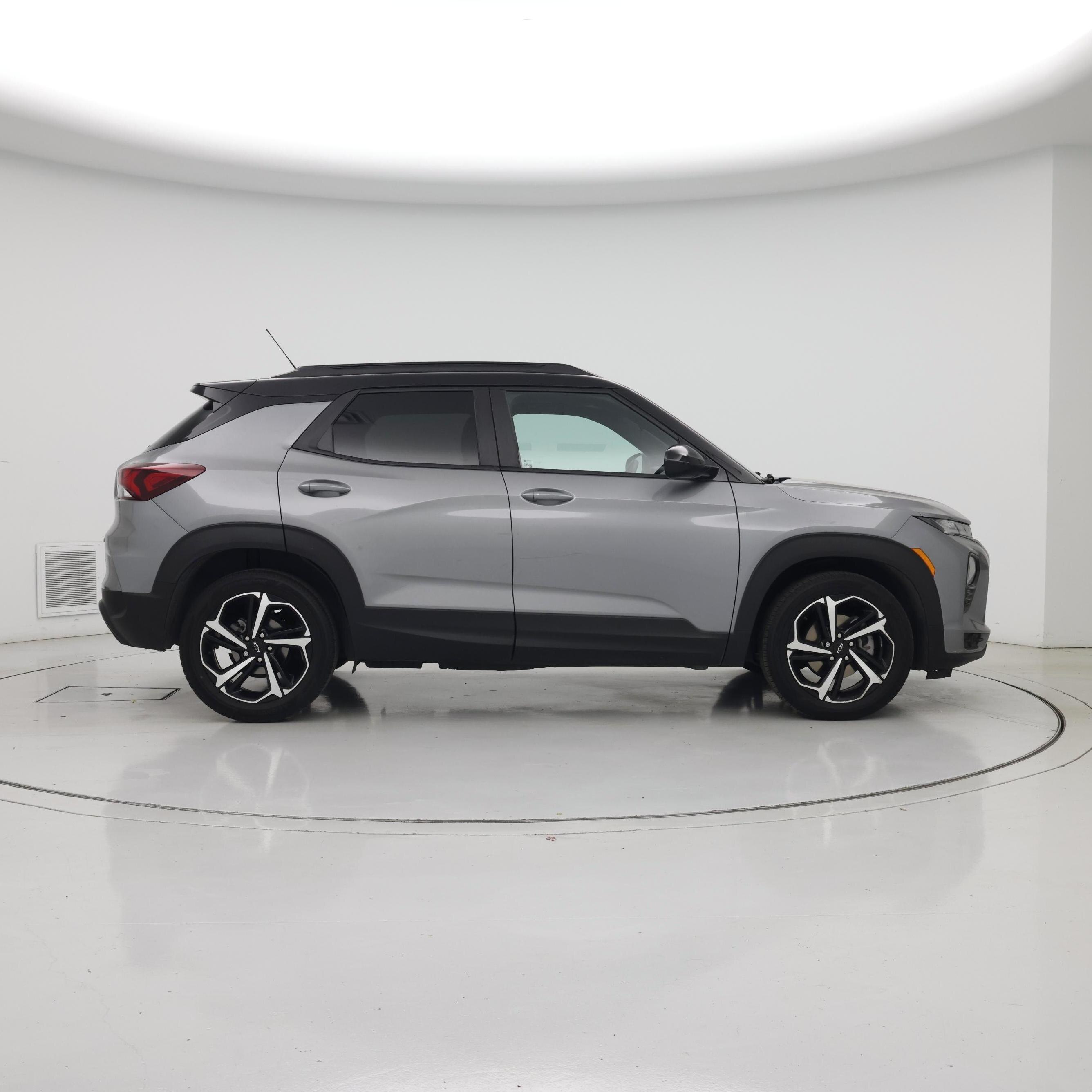 Thumbnail: 2023 Chevrolet TrailBlazer - 7