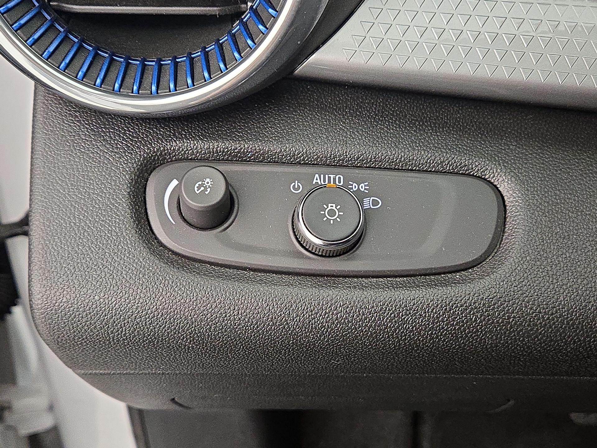 Thumbnail: 2025 Chevrolet Trax - 13