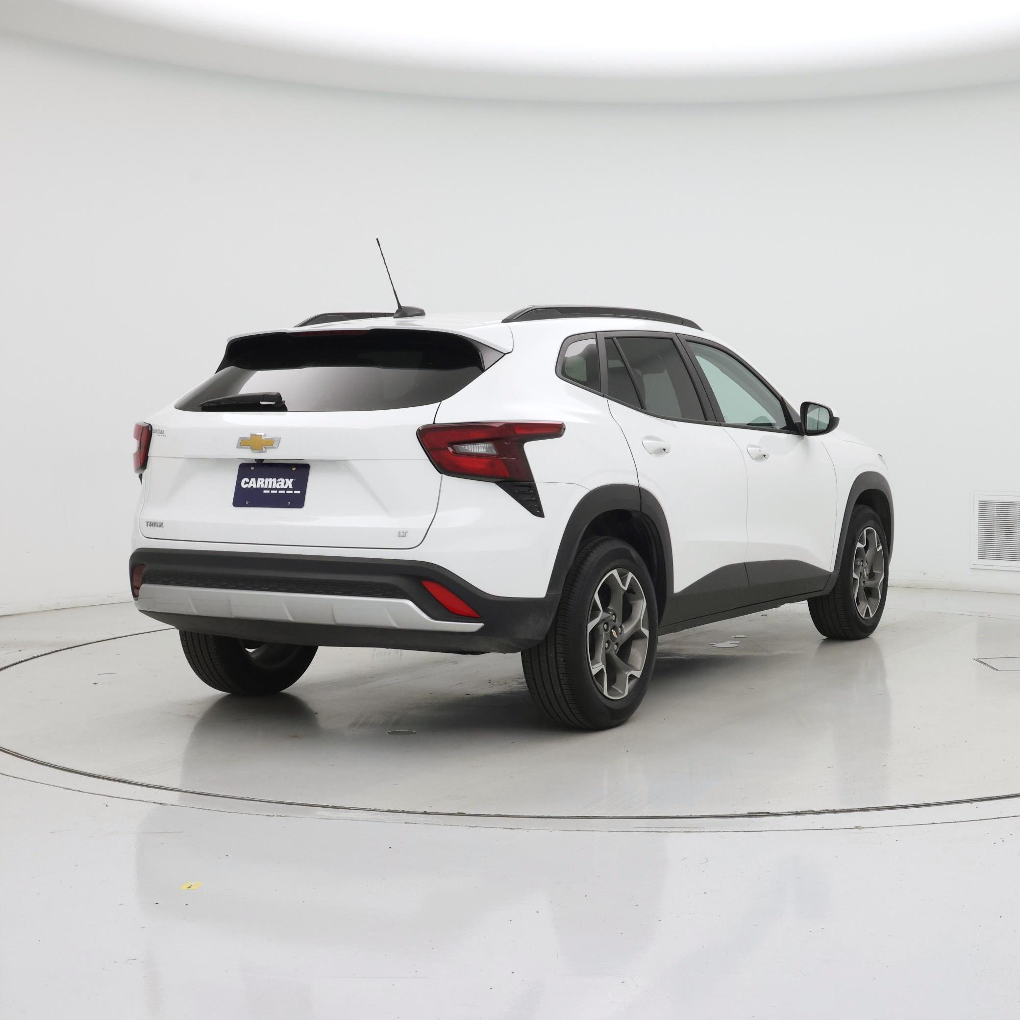 Thumbnail: 2025 Chevrolet Trax - 8