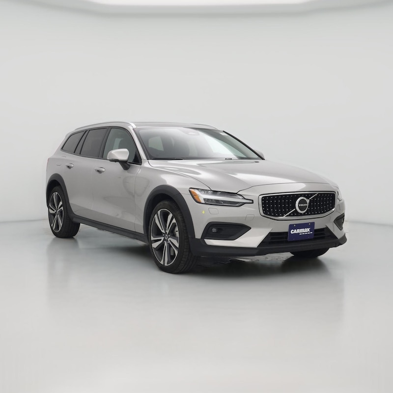 2025 Volvo V60 Cross Country B5 Plus