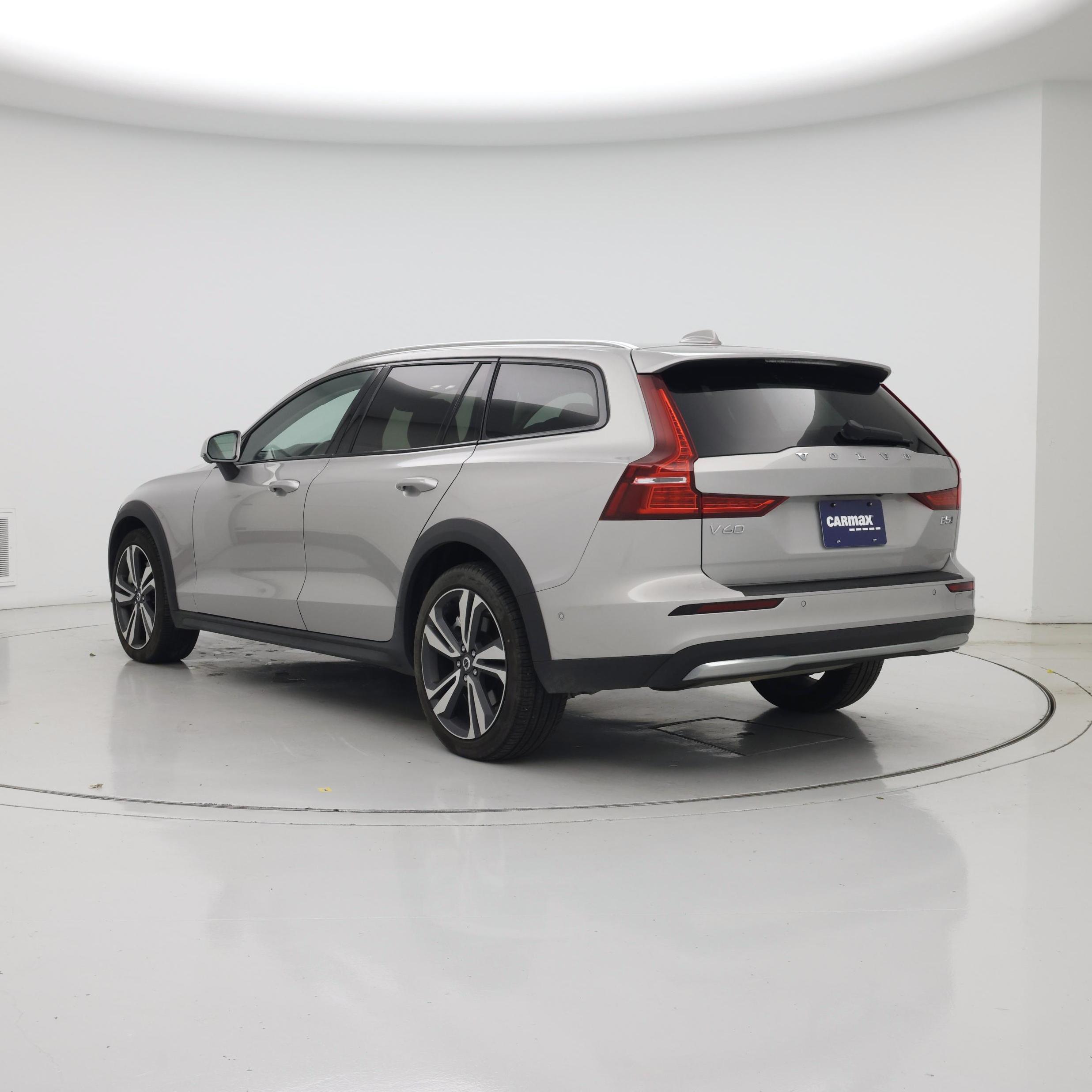 Thumbnail: 2025 Volvo S60 - 2