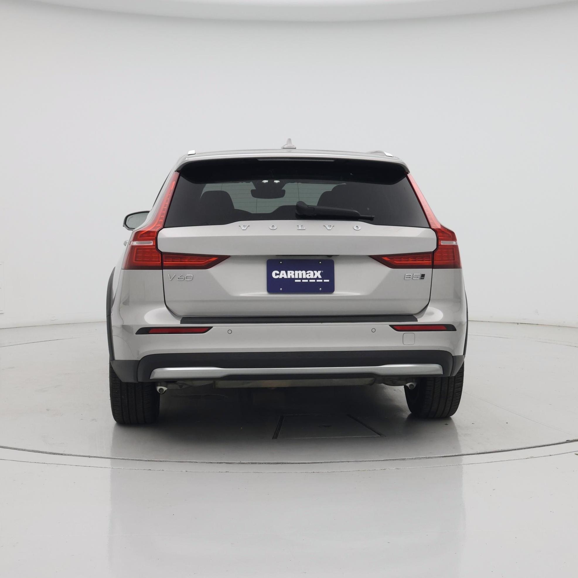 Thumbnail: 2025 Volvo S60 - 6