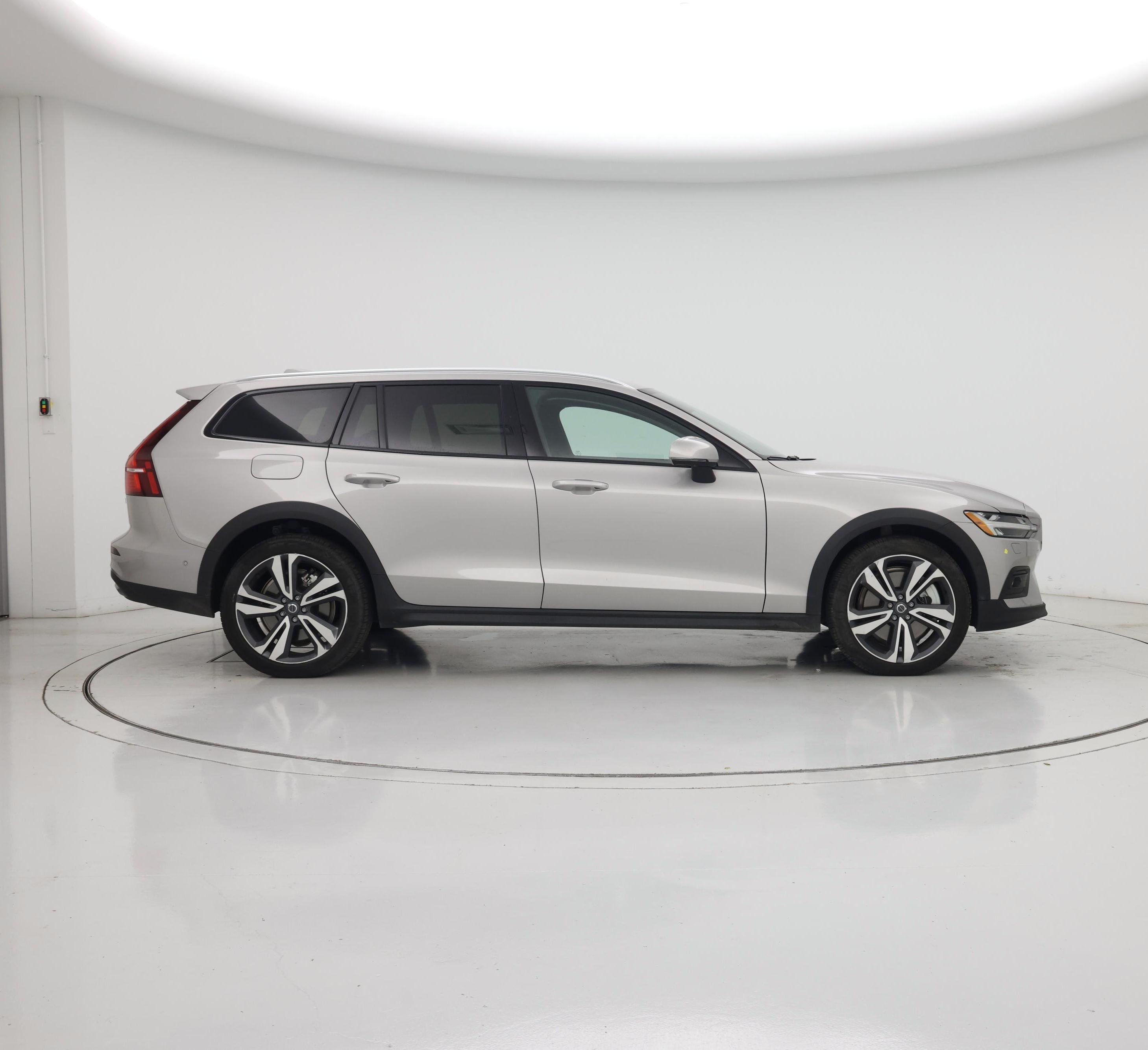 Thumbnail: 2025 Volvo S60 - 7