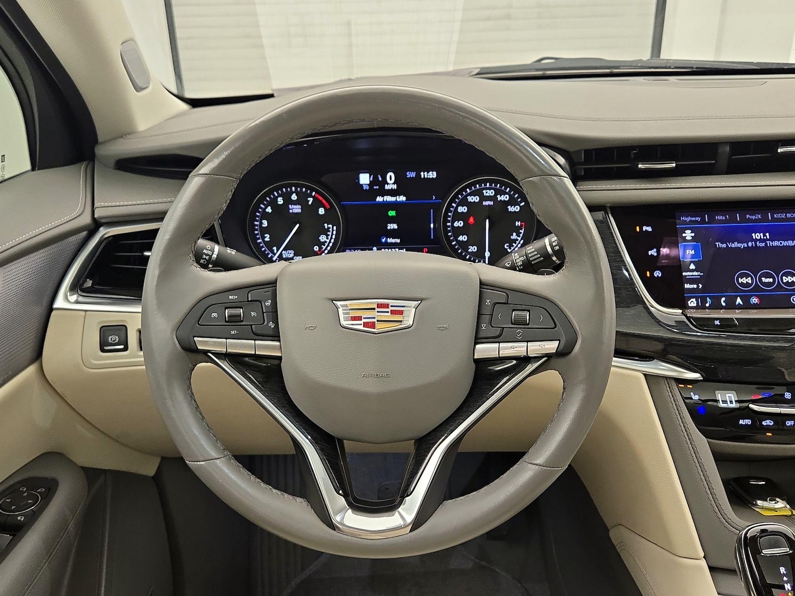 2024 Cadillac XT6 Premium Luxury - Photo 11