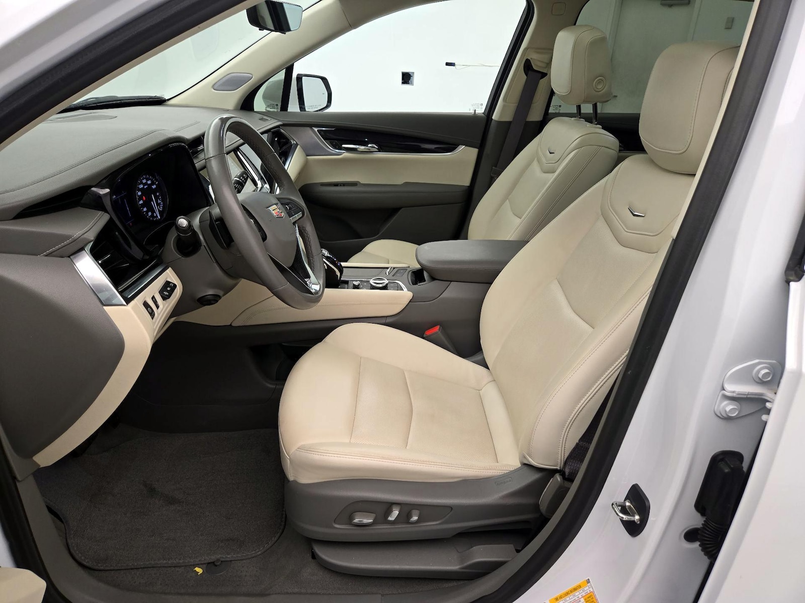 2024 Cadillac XT6 Premium Luxury - Photo 12